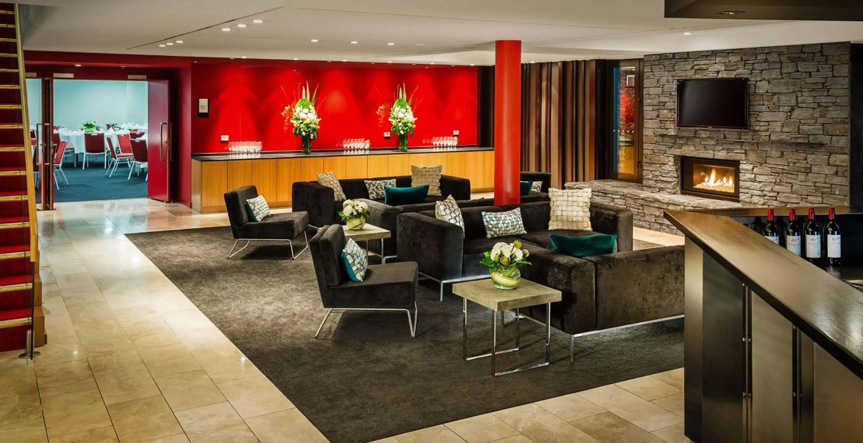 Lobby or reception in DoubleTree by Hilton Queenstown