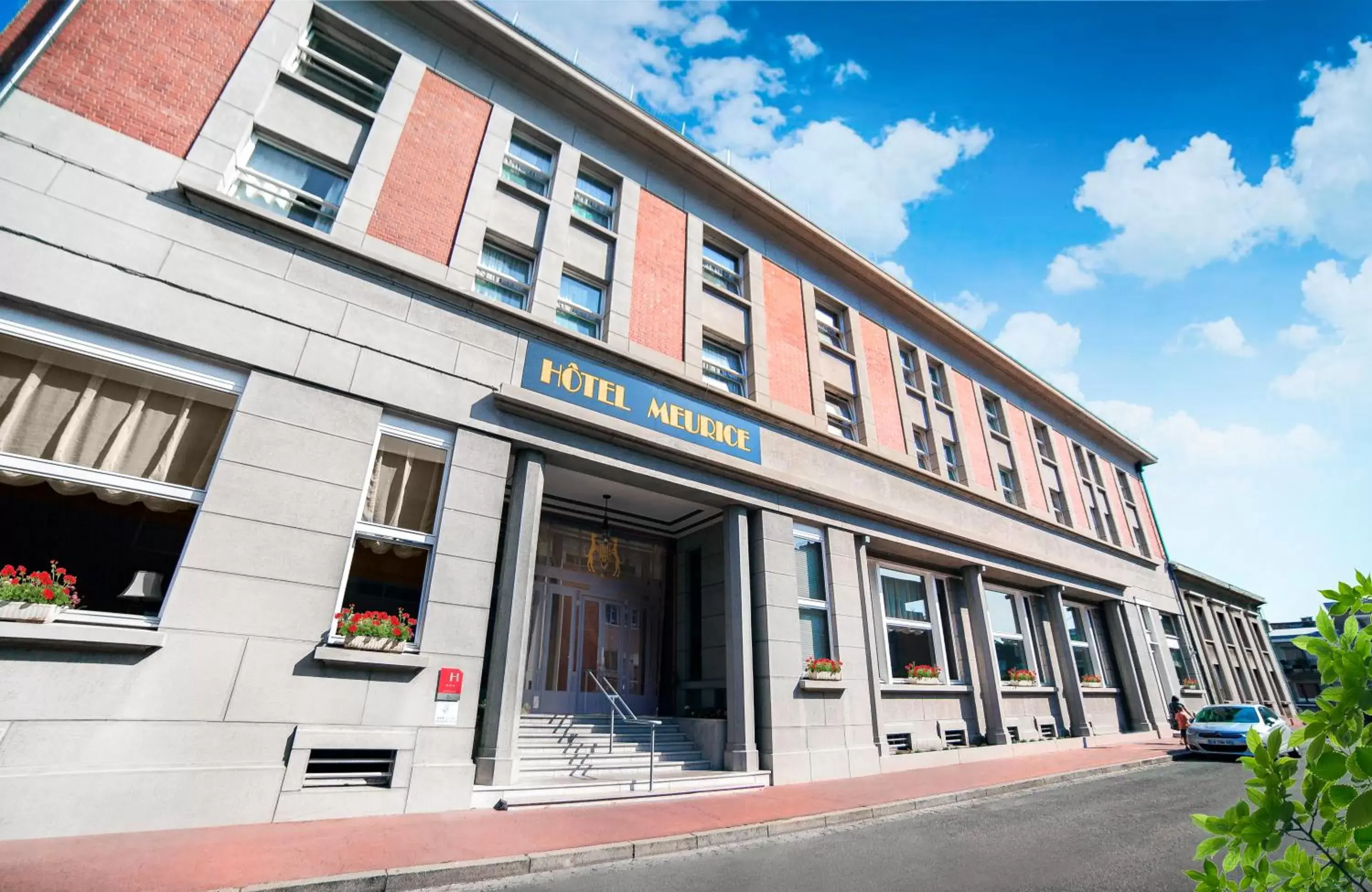 Facade/entrance, Property Building in Hotel Meurice