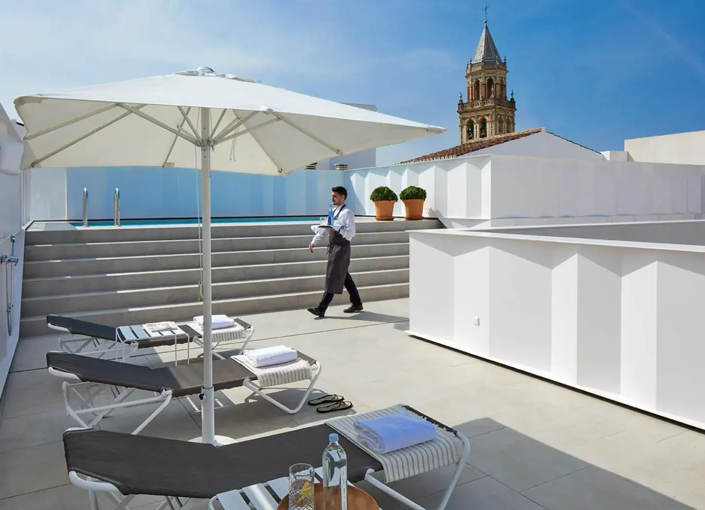 Swimming pool in Hotel Posada del Lucero