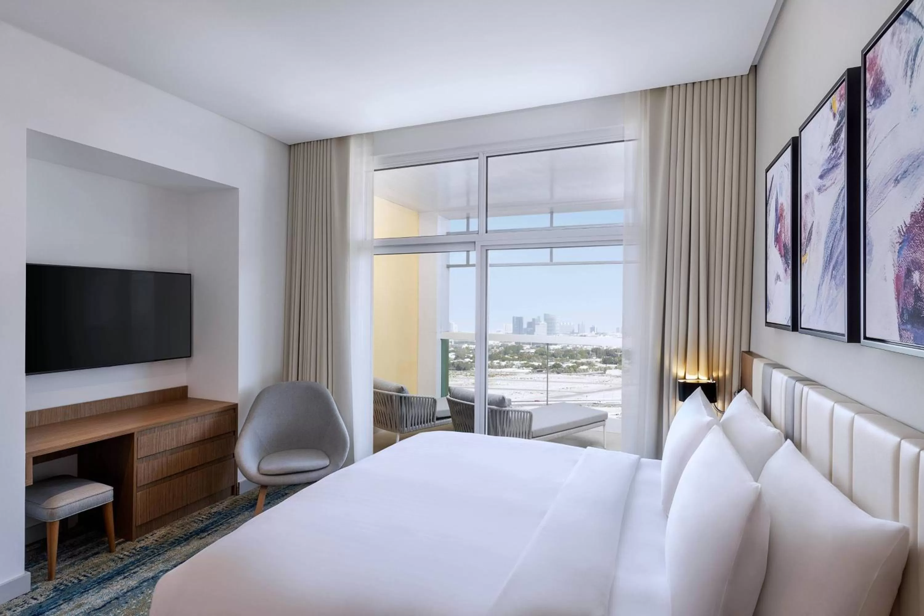 Bedroom, TV/Entertainment Center in Residence Inn by Marriott Al Jaddaf