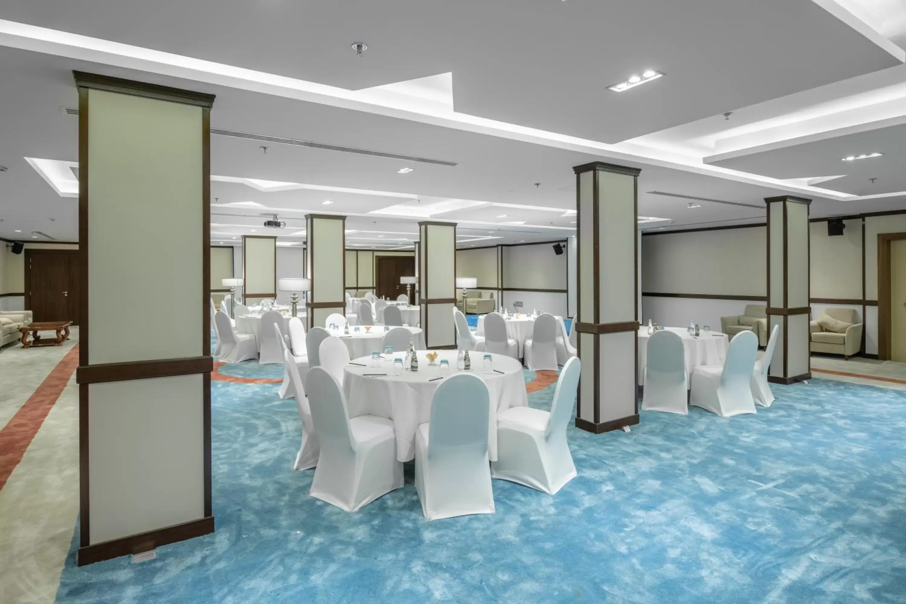 Business facilities, Banquet Facilities in Radisson Blu Hotel, Buraidah