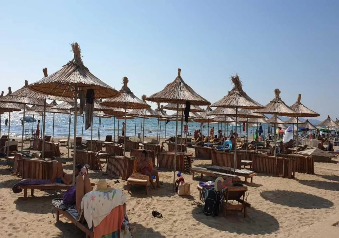 Beach in Seashell Beach Rooms