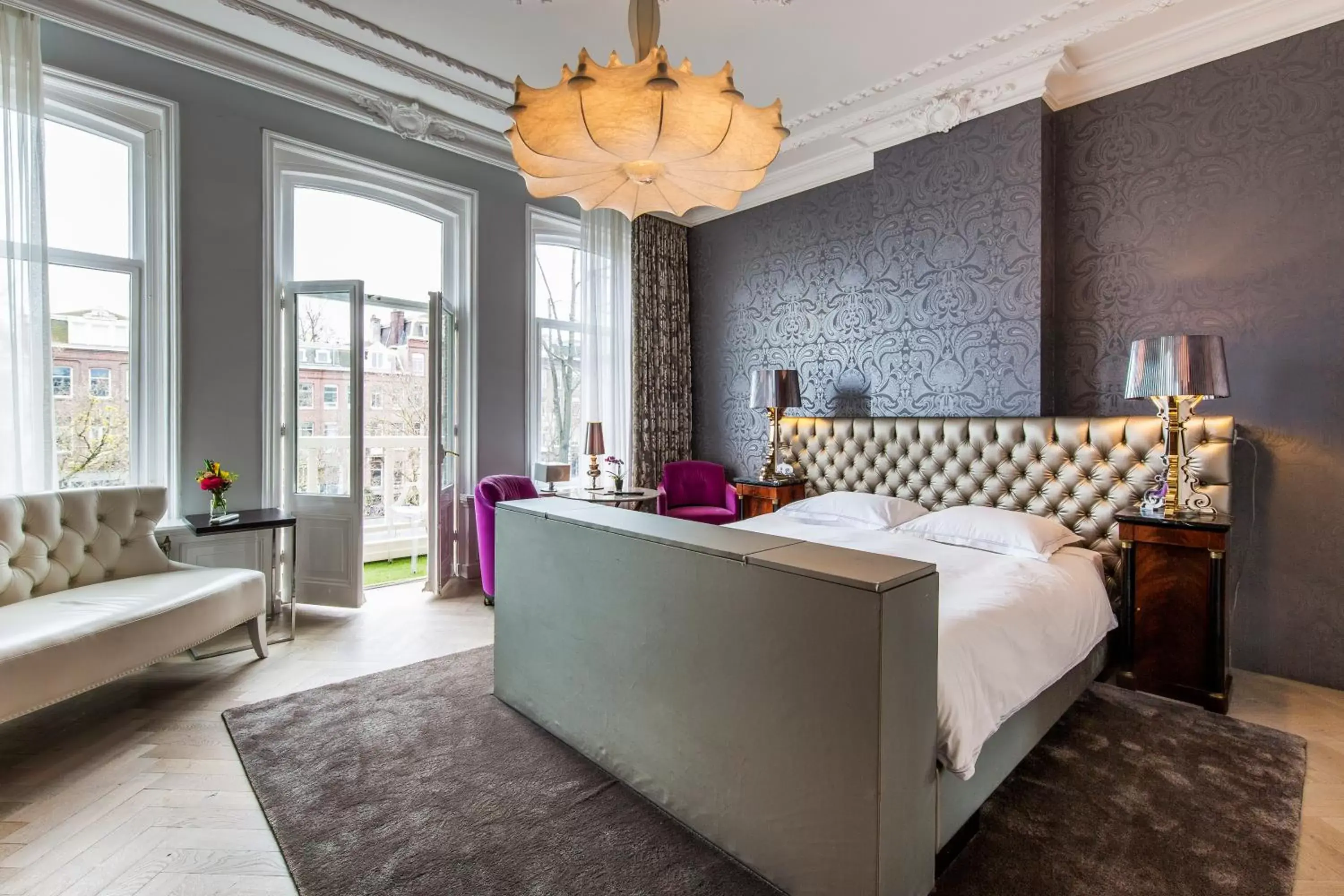 Bed in Amstel Corner Hotel