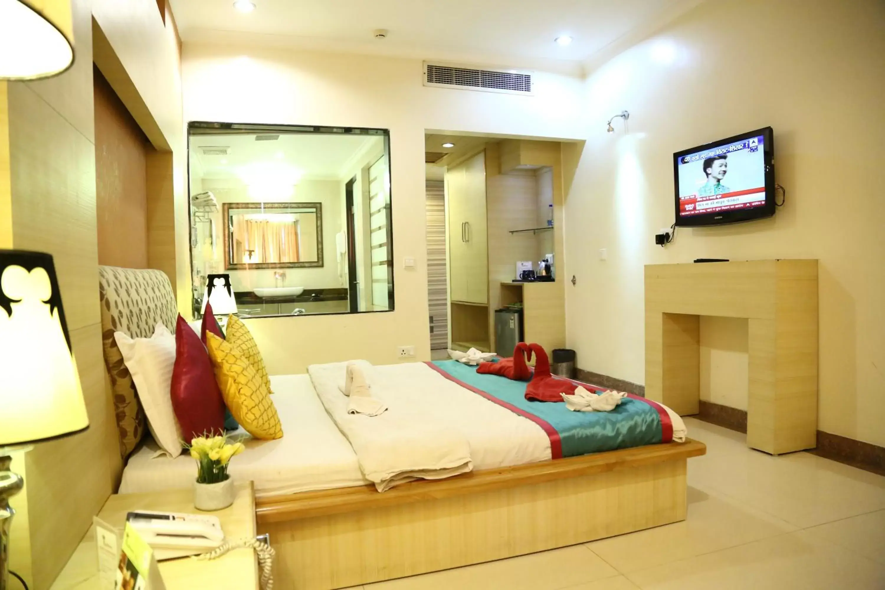 Honeymoon Suite - single occupancy - 20% Discount on F&B services in Hotel Rajshree & Spa Honeymoon Suite - single occupancy - 20% Discount on F&B services in Hotel Rajshree & Spa