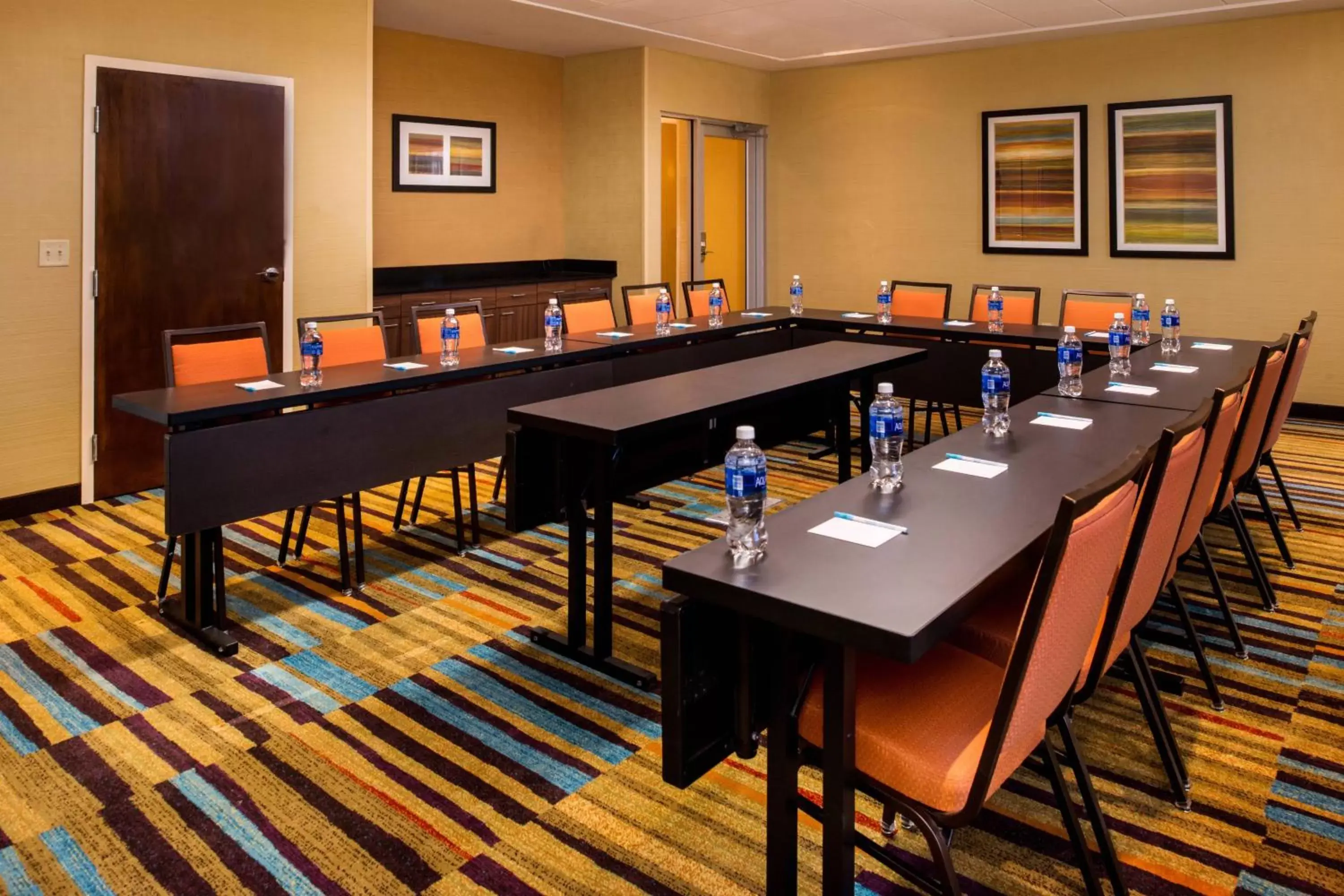 Meeting/conference room in Fairfield Inn & Suites by Marriott Akron Stow