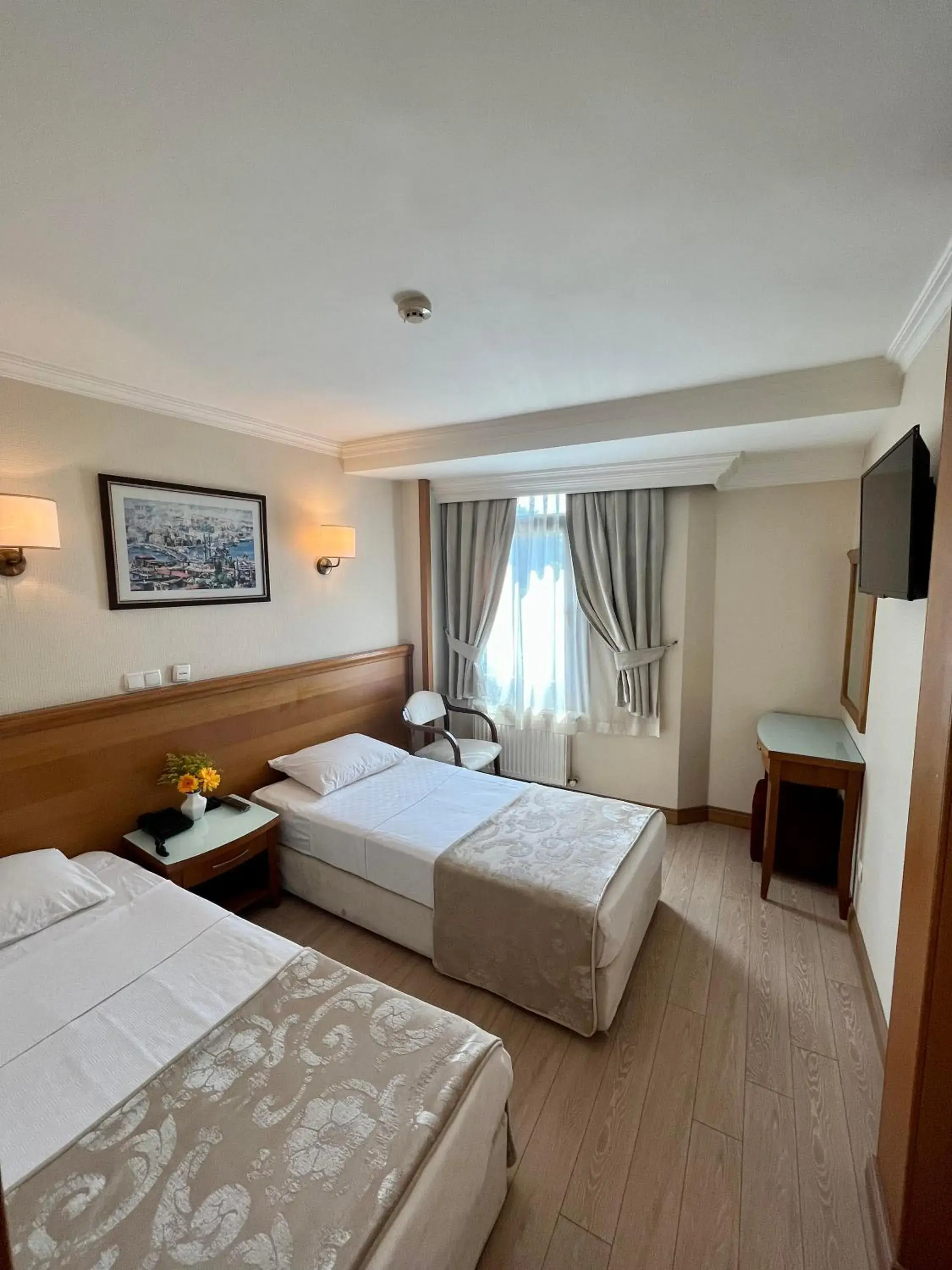 Bed in Yavuz Hotel