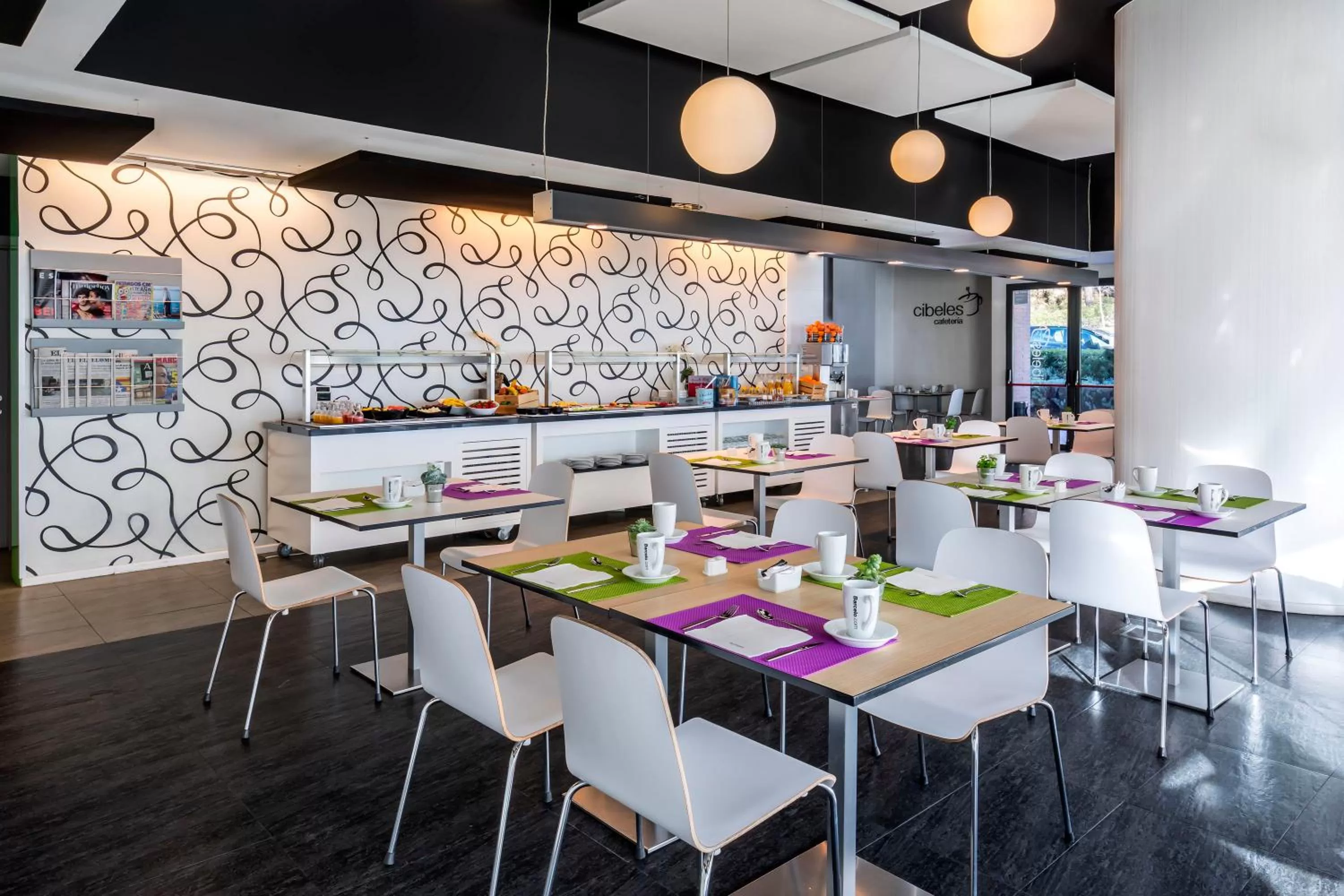 Restaurant/places to eat in Hotel Zentral Castellana Norte