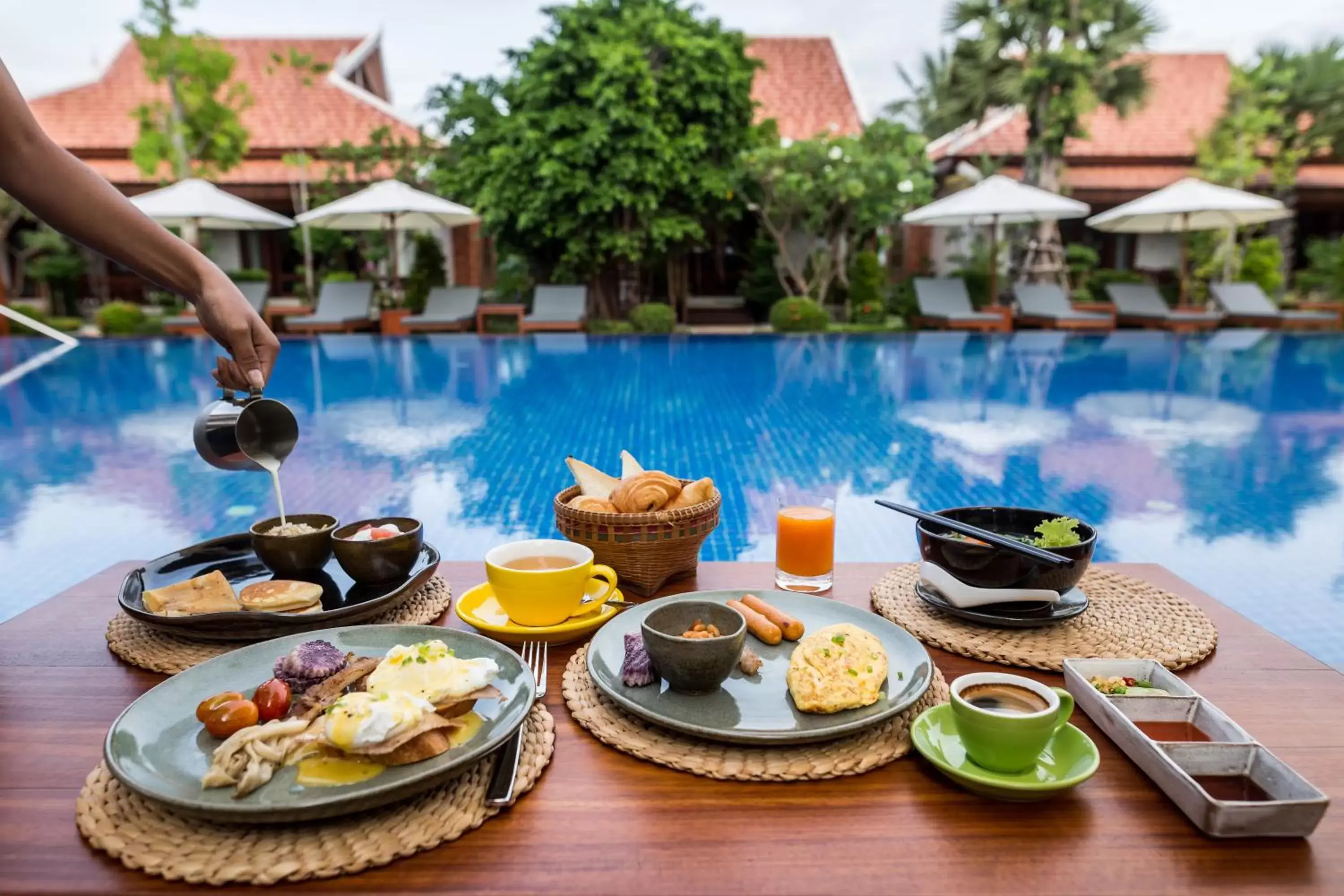 Breakfast, Swimming Pool in Angkor Privilege Resort & Spa