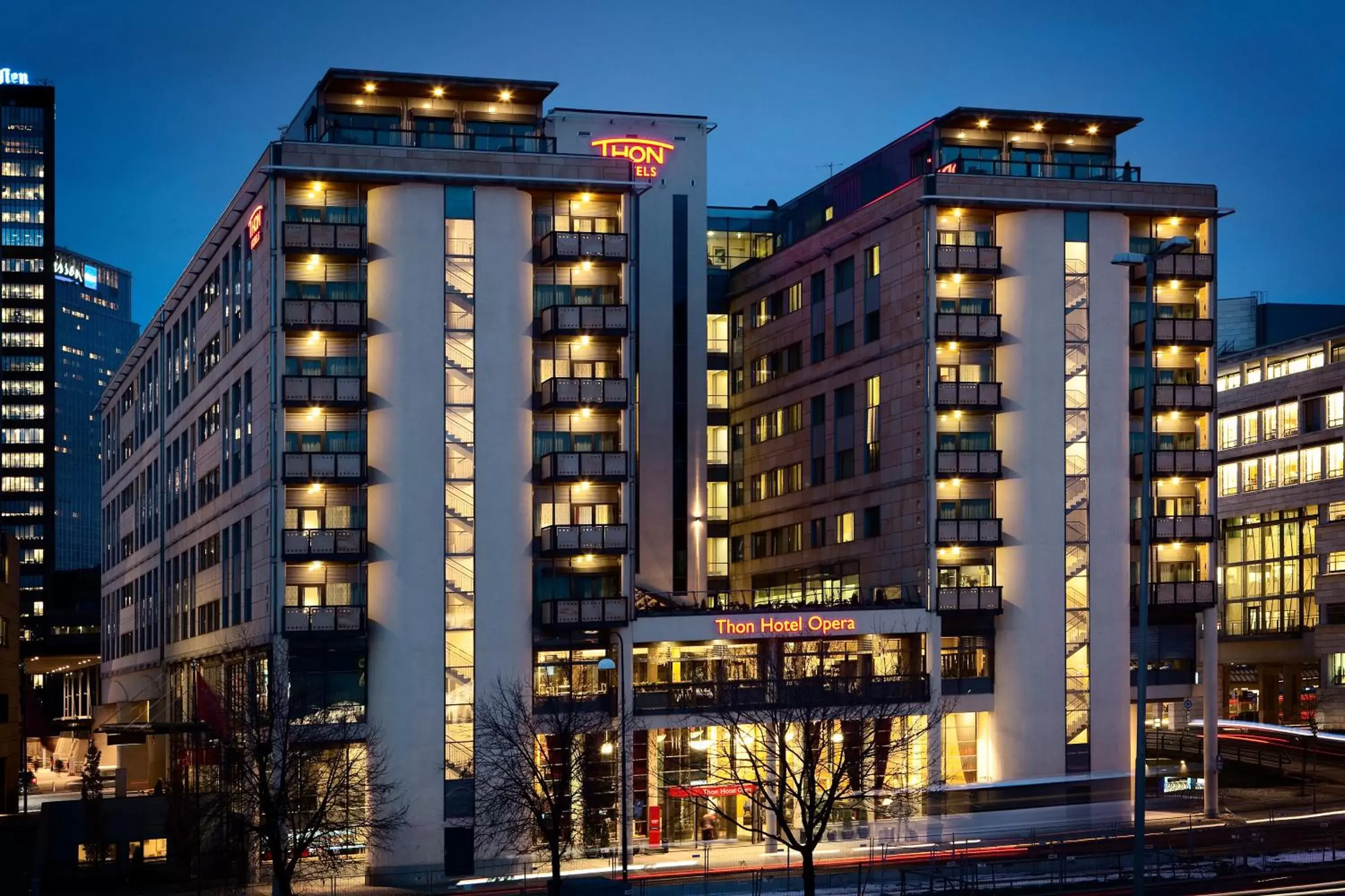 Facade/entrance, Property Building in Thon Hotel Opera