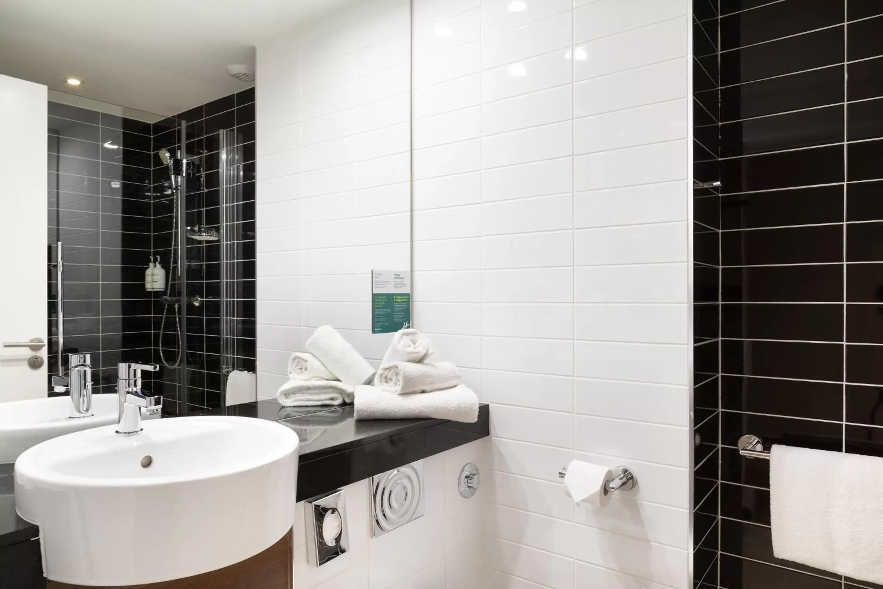 Bathroom in Holiday Inn - Marseille Airport, an IHG Hotel