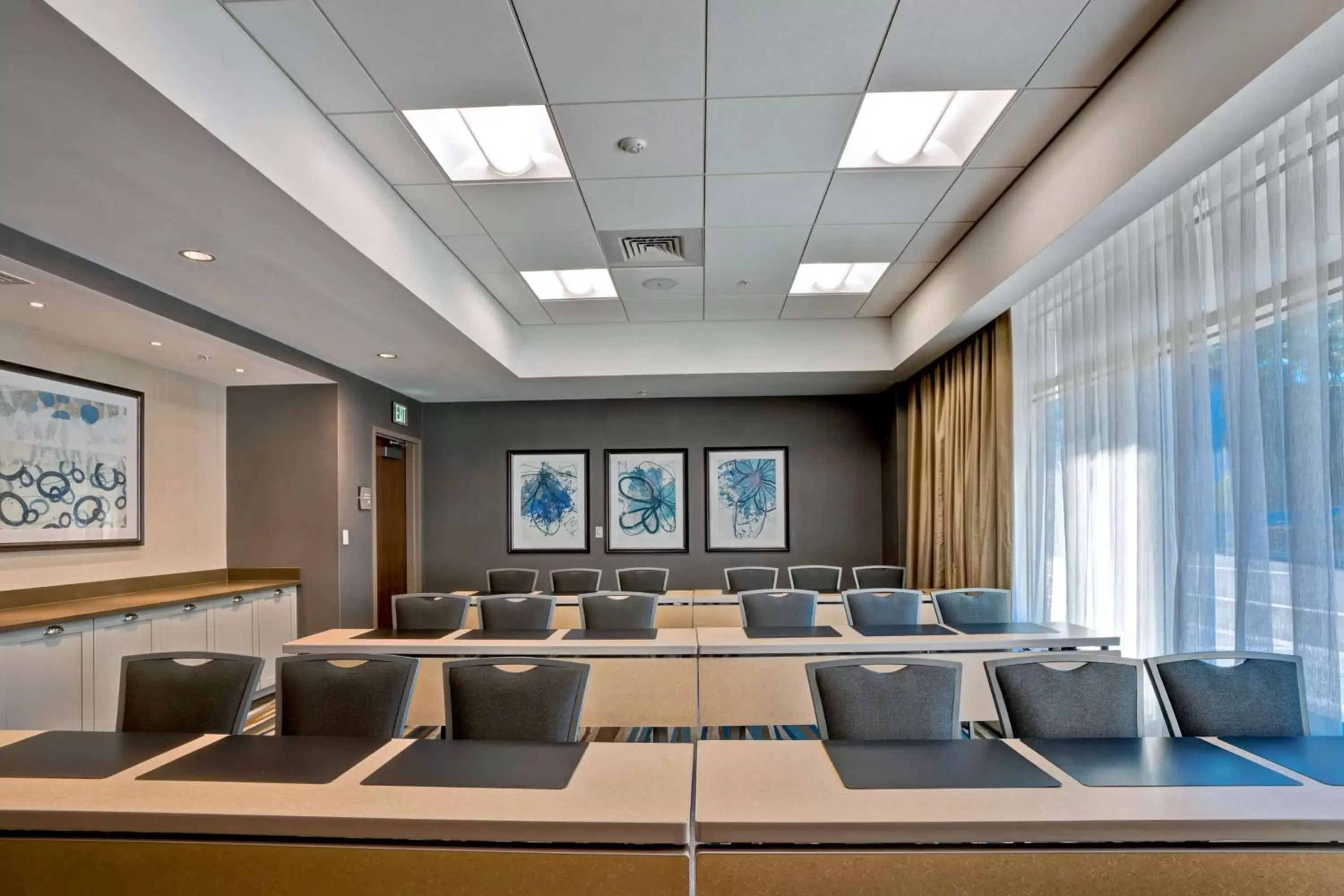 Meeting/conference room in Homewood Suites by Hilton Boston Brookline-Longwood Medical