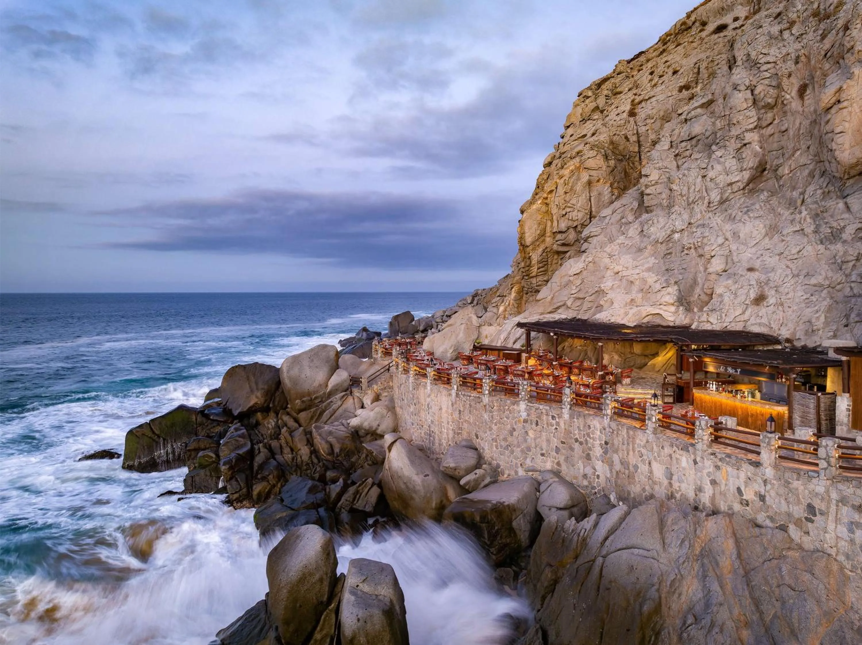 Restaurant/places to eat in Waldorf Astoria Los Cabos Pedregal