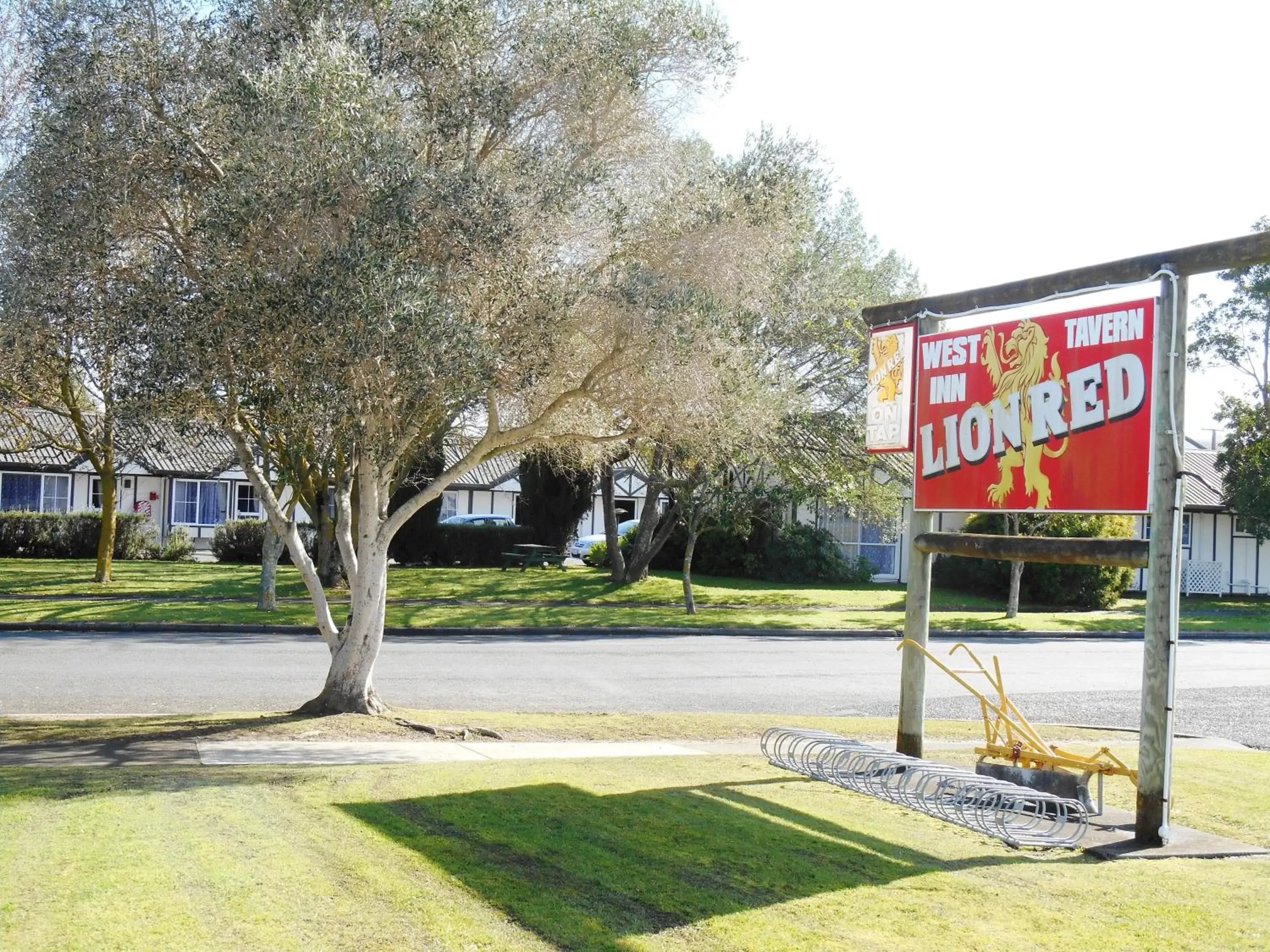 Area and facilities in Tudor Park Motel