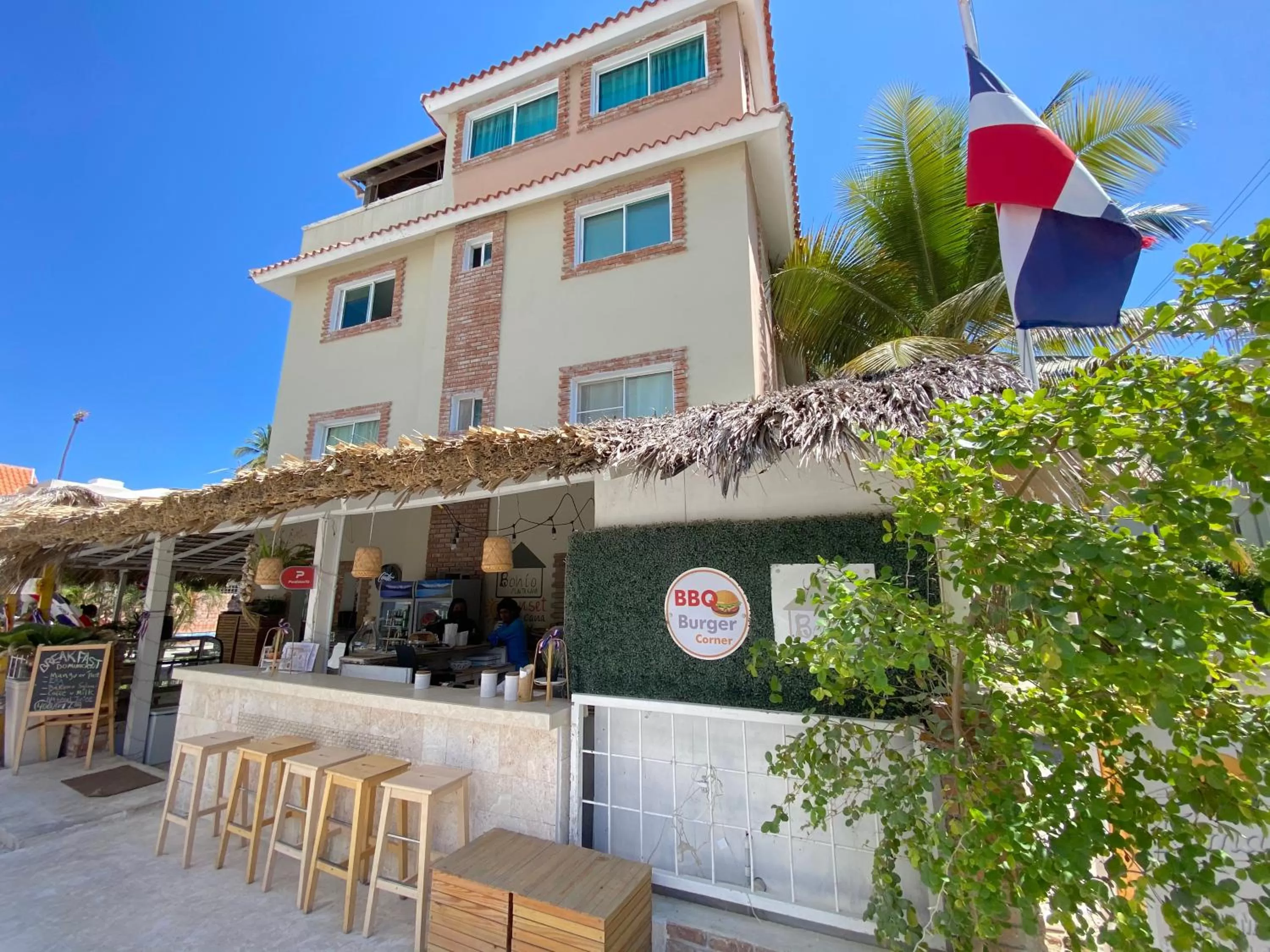 Restaurant/places to eat, Property Building in GRAND CARIBE BEACH CLUB and SPA - PLAYA LOS CORALES