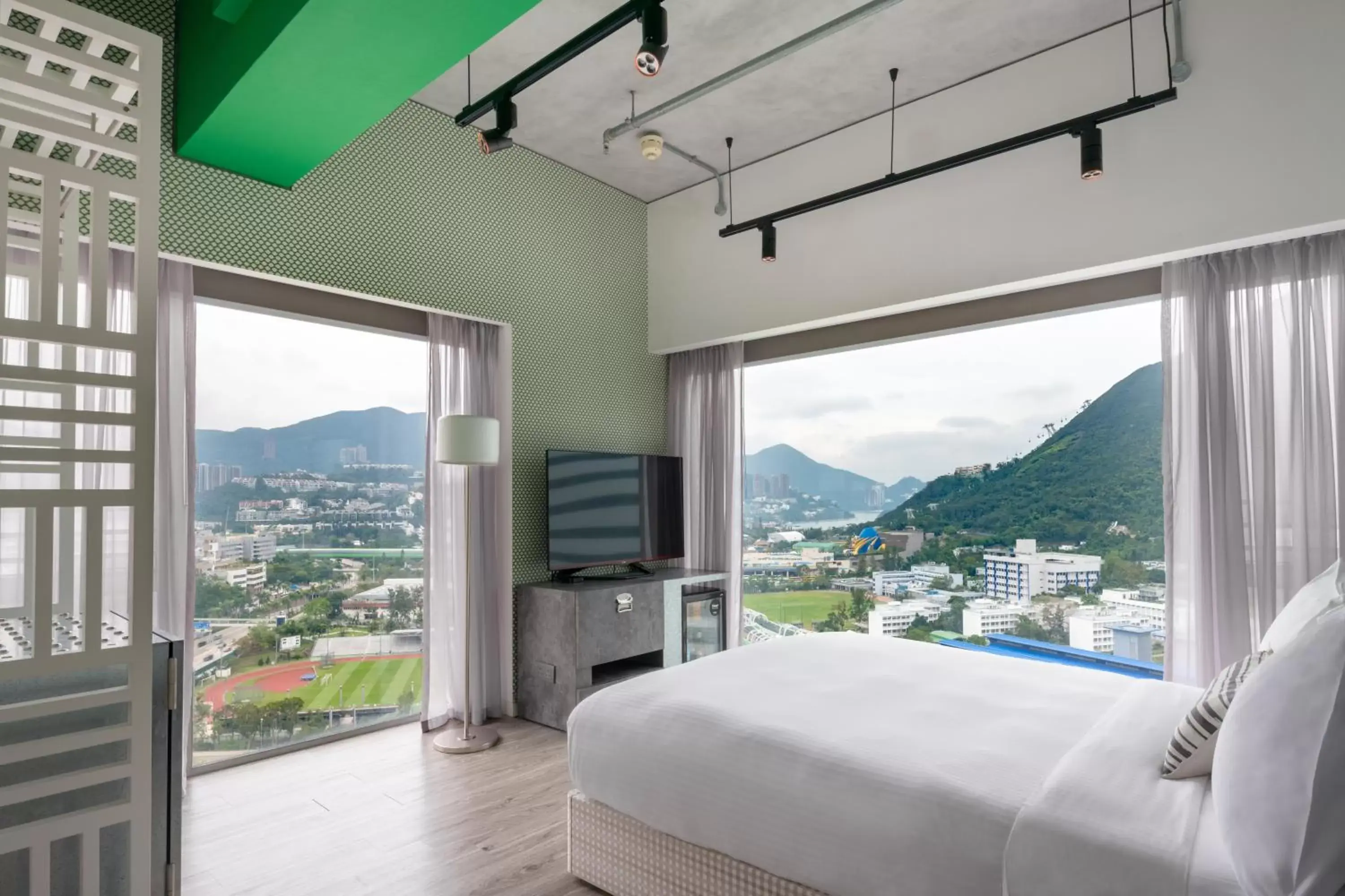 Photo of the whole room, Mountain View in Ovolo Southside