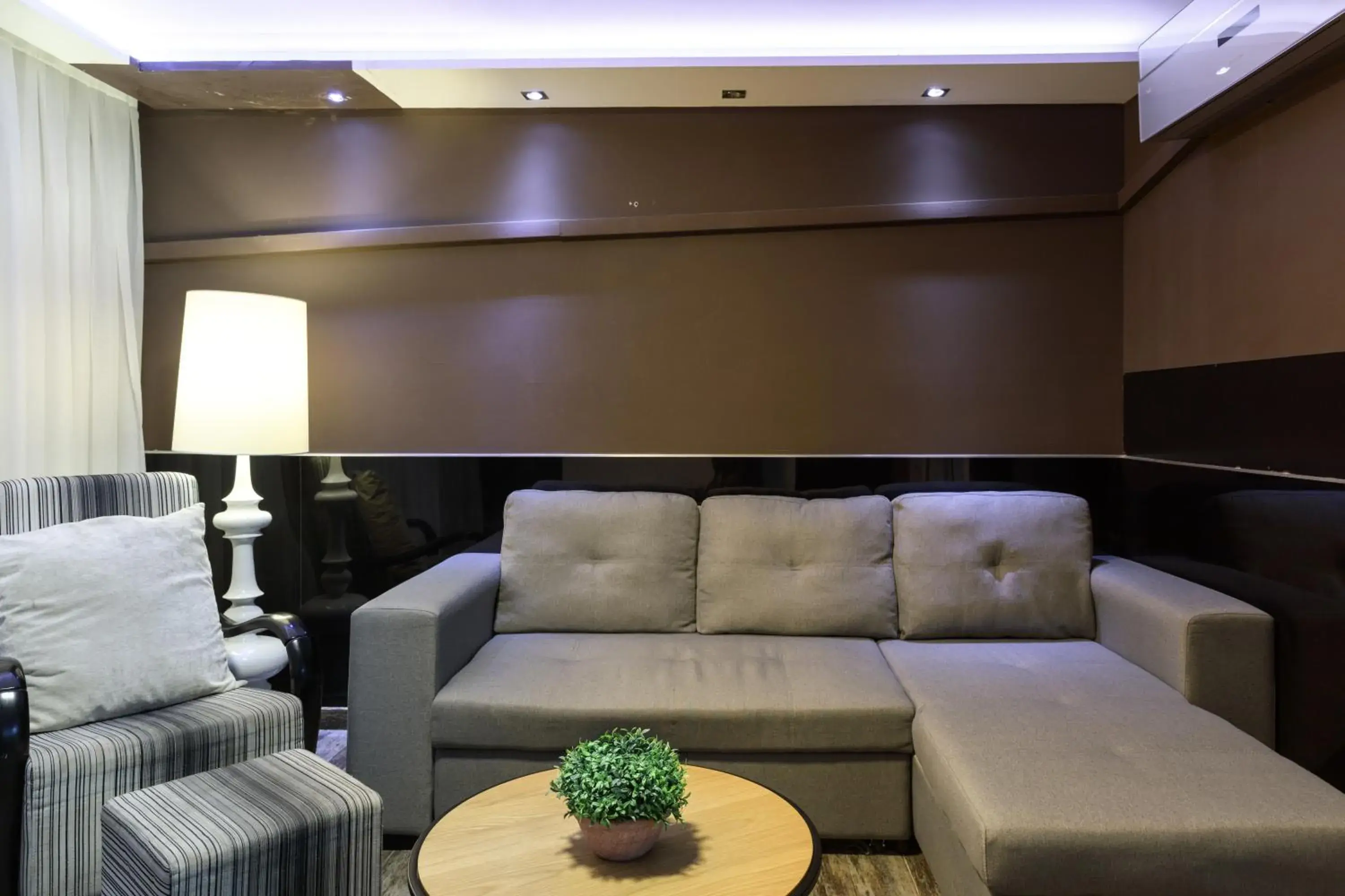 Living room, Seating Area in Rich Luxury Suites