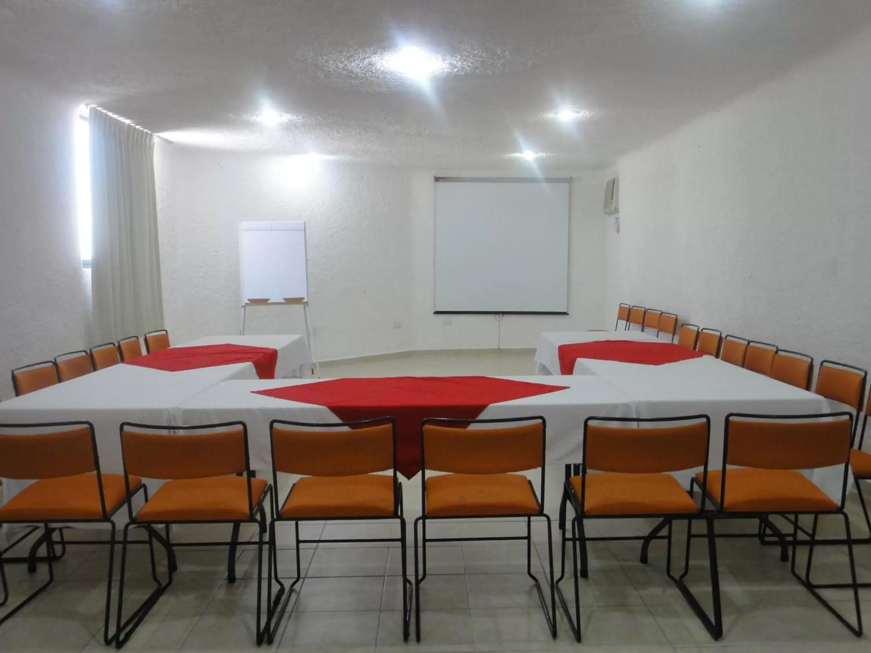 Business facilities in Sotavento Hotel & Yacht Club