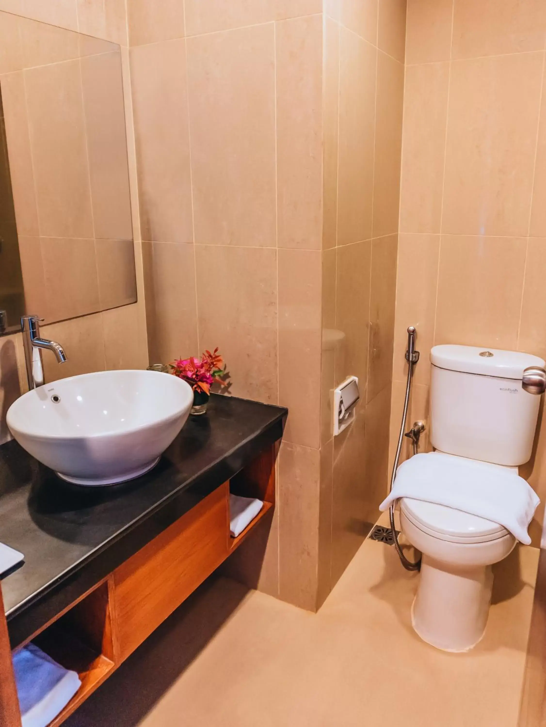 Bathroom in Swiss-Belinn SKA Pekanbaru