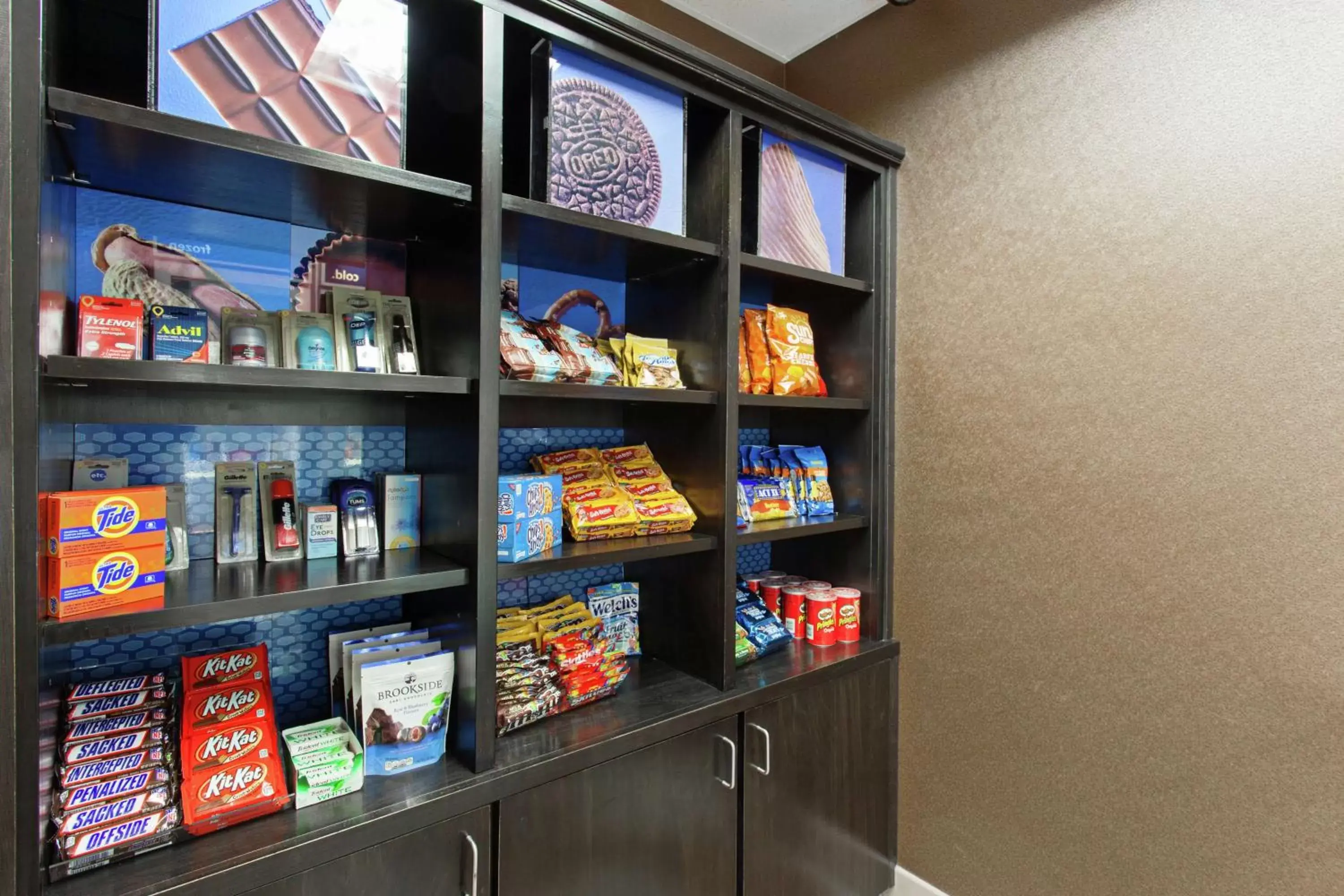 Restaurant/places to eat in Hampton Inn & Suites Fresno - Northwest Restaurant/places to eat in Hampton Inn & Suites Fresno - Northwest