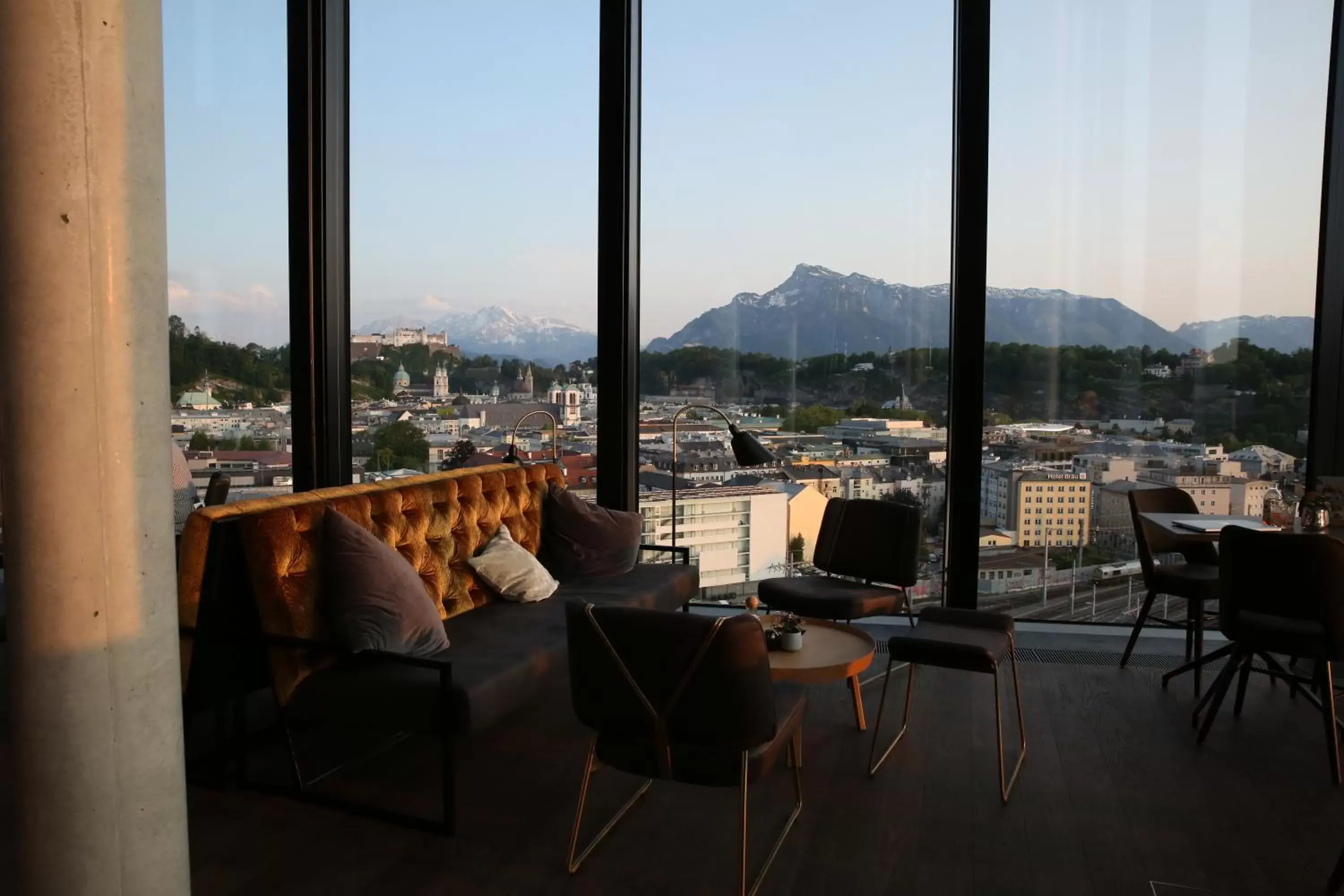 Seating area, Mountain View in arte Hotel Salzburg