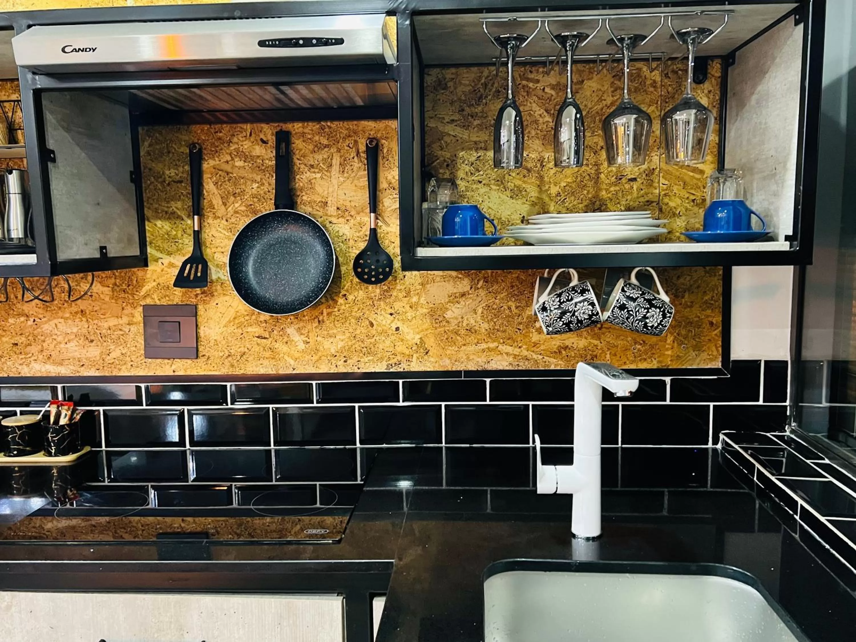 24 On Basil Inventive suites