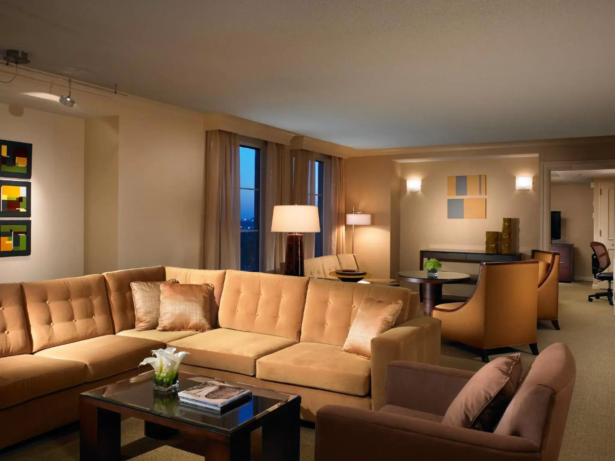 Luxury Suite in Grand Hyatt Atlanta in Buckhead