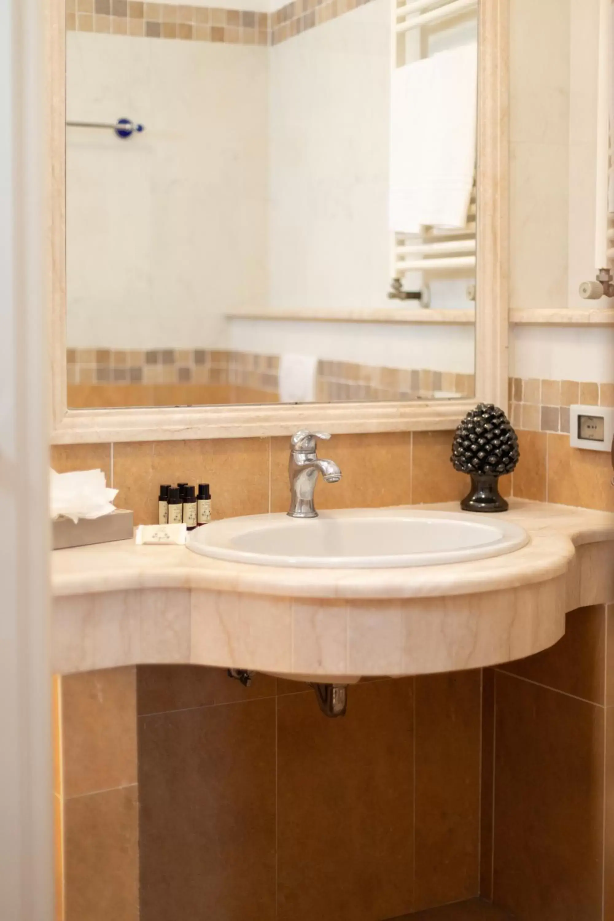 Bathroom in Splendid Hotel Taormina