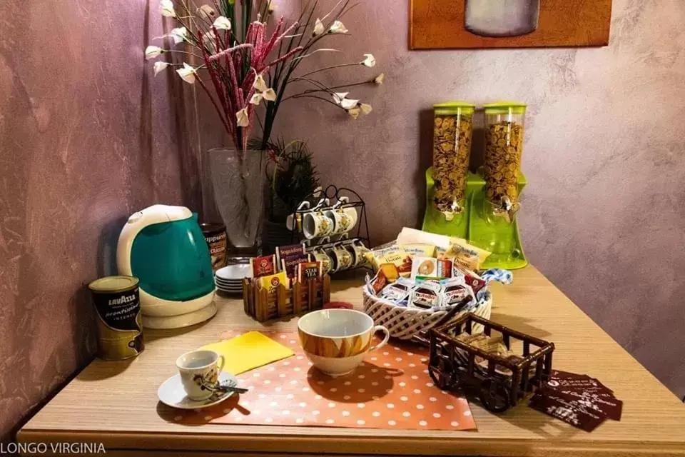 Coffee/tea facilities in B&B al centro storico