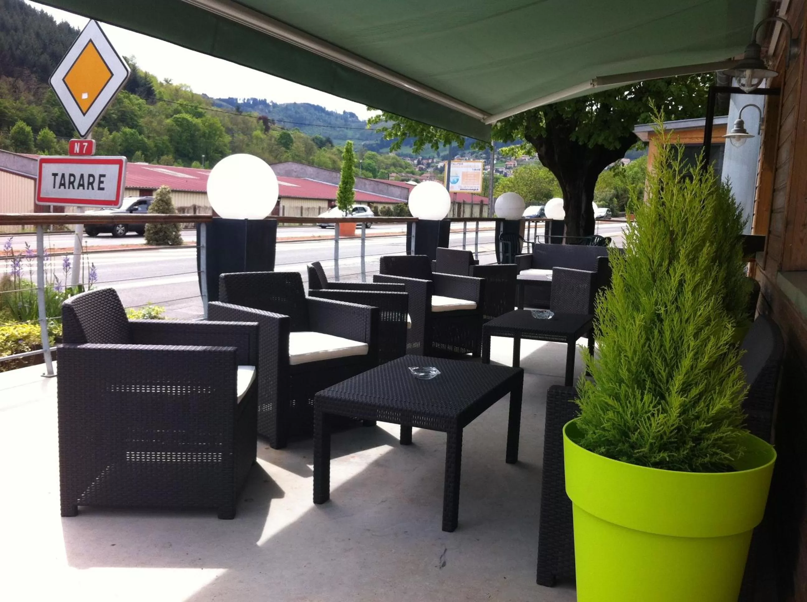 Balcony/Terrace in Logis Hôtel Burnichon