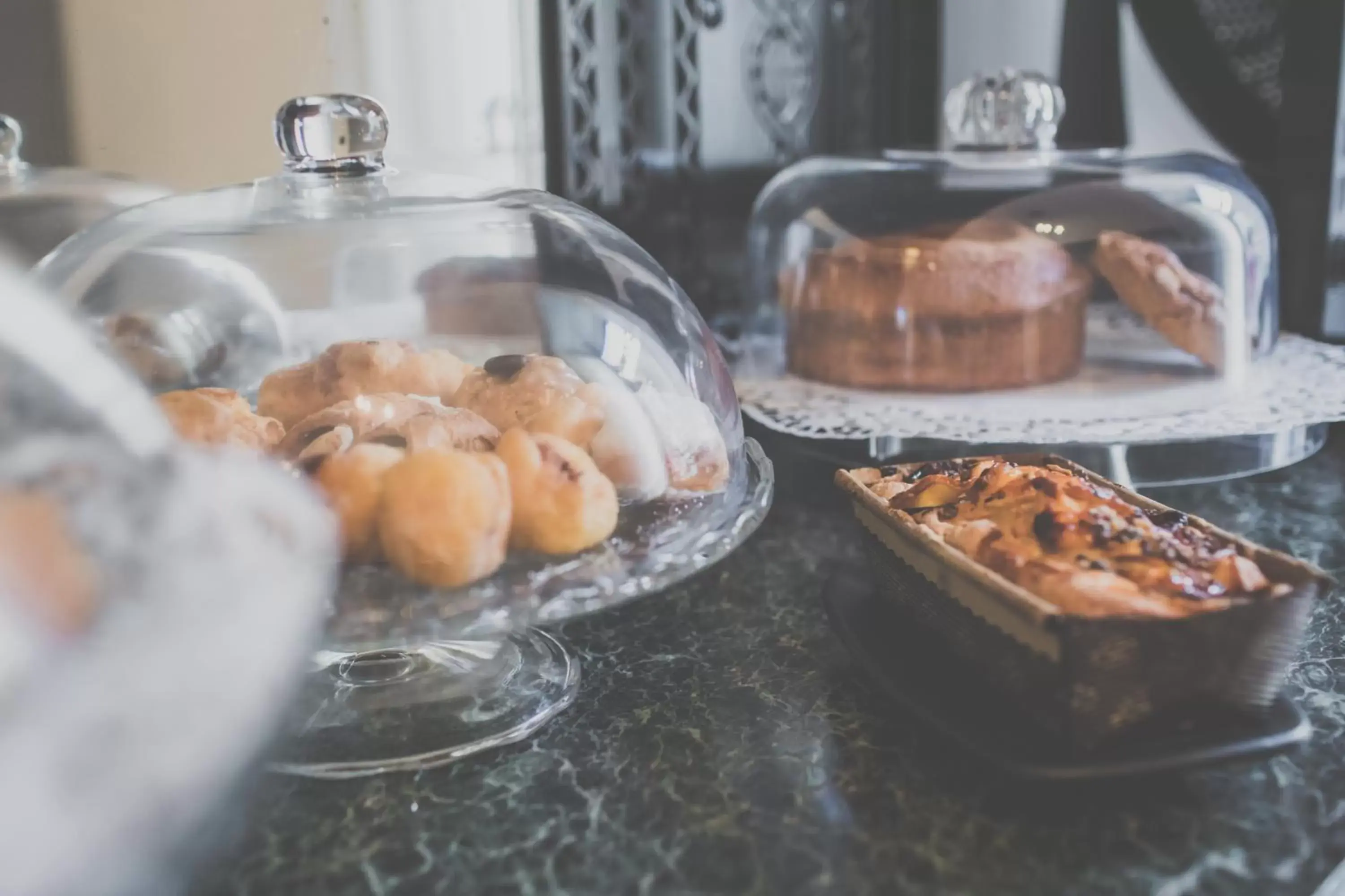 Communal kitchen, Food in Palazzo Speciale B&B