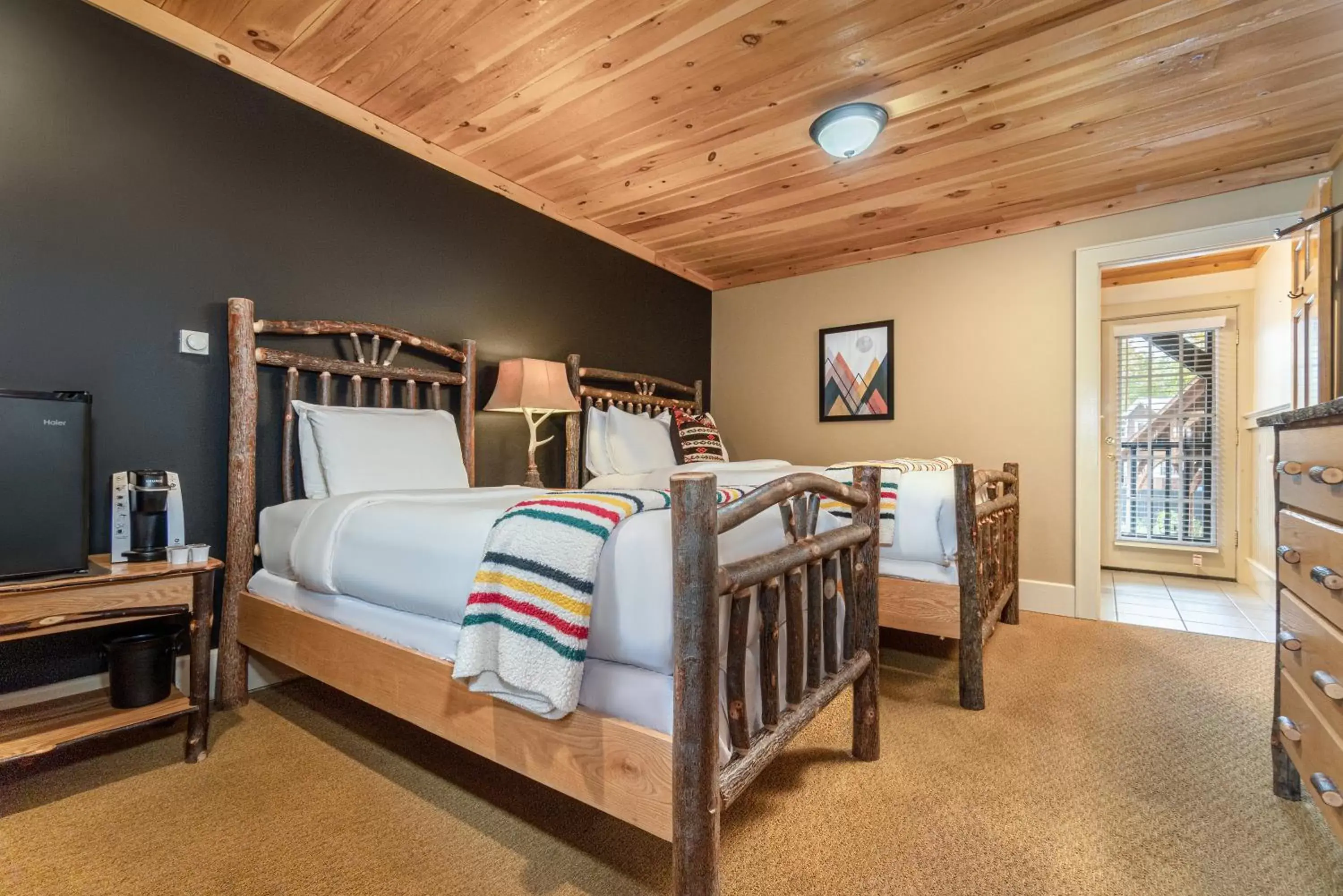 Standard Double or Twin Room with Balcony in The Alpine Lodge Standard Double or Twin Room with Balcony in The Alpine Lodge