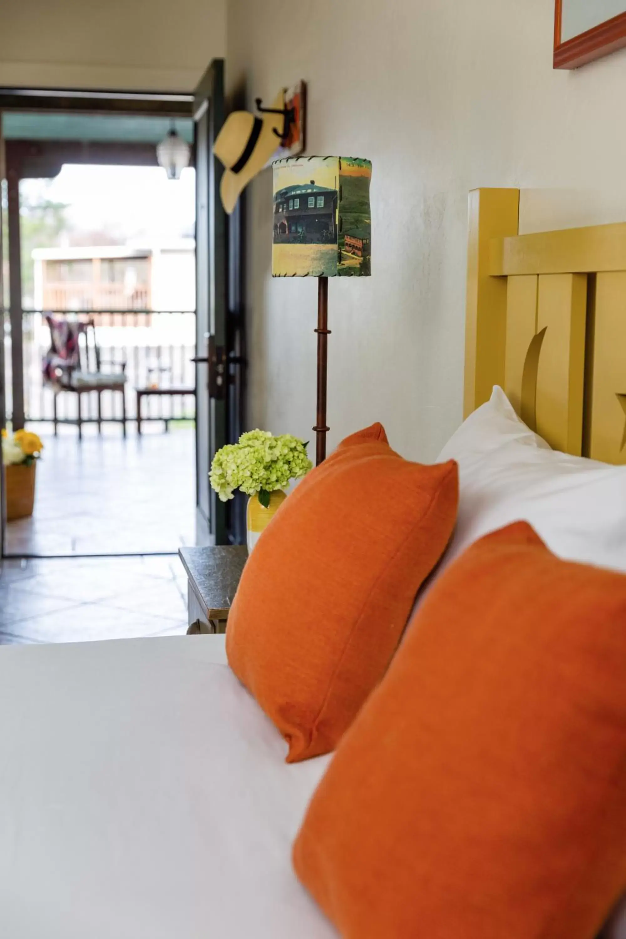 Bed in Sonoma Creek Inn Bed in Sonoma Creek Inn