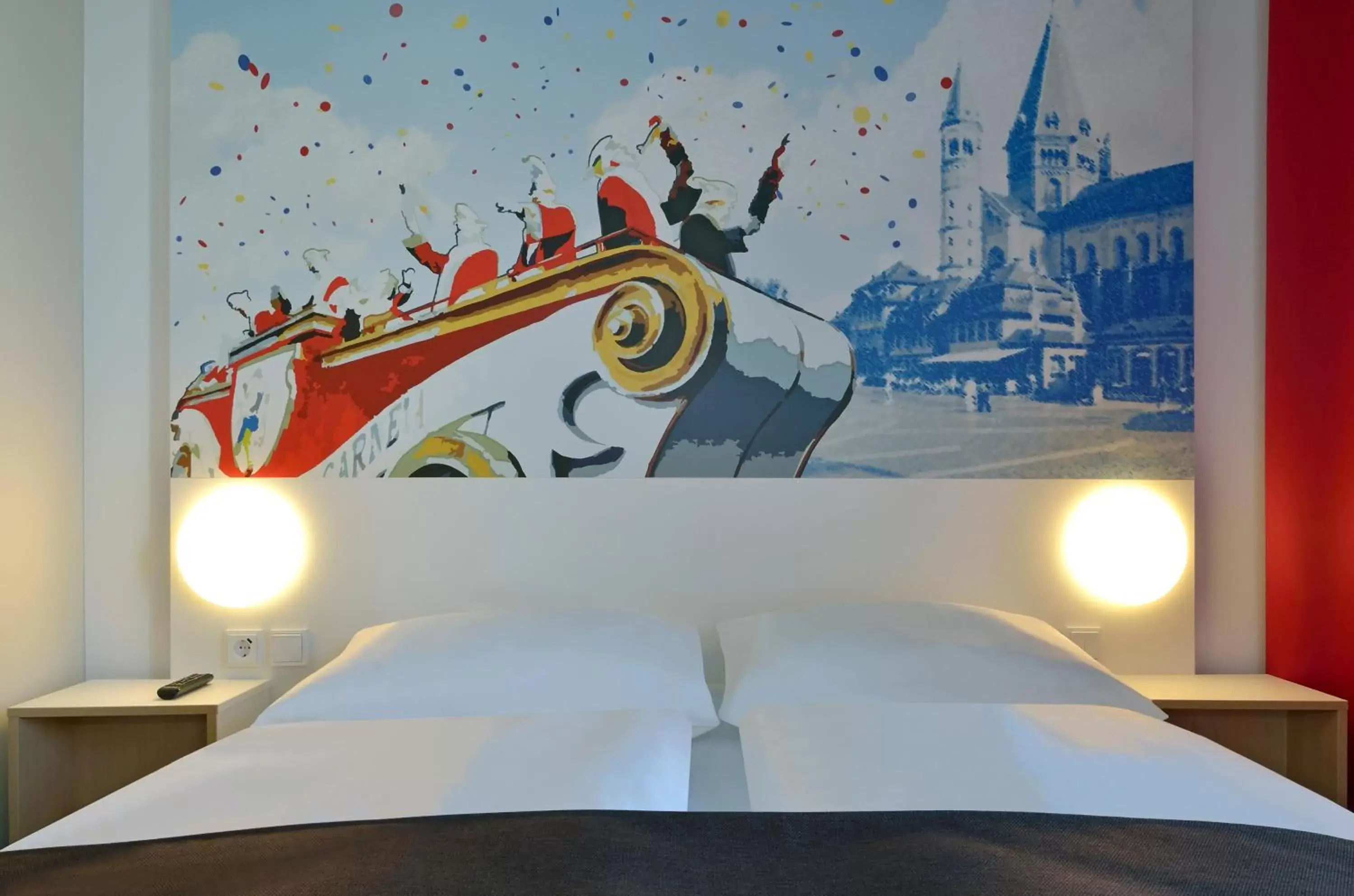 Photo of the whole room, Bed in B&B Hotel Mainz-Hbf