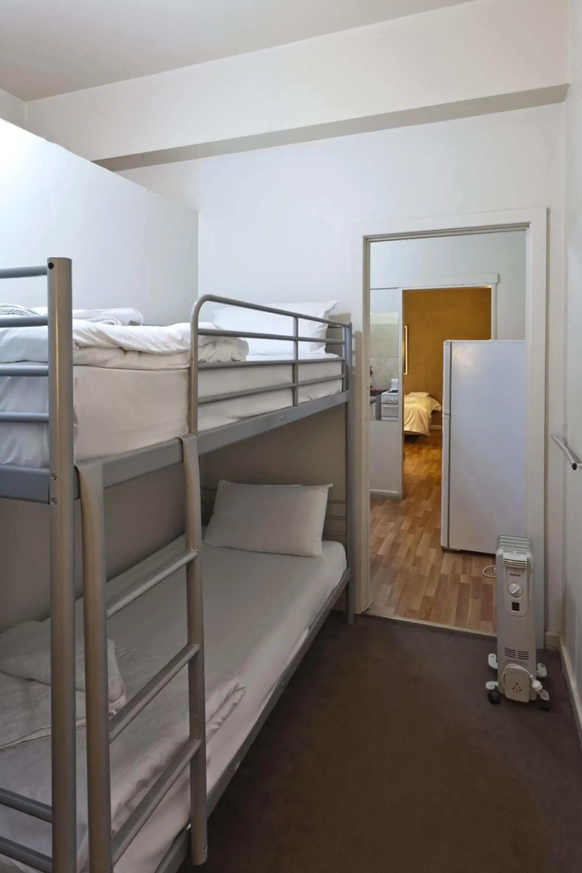 Bed, Bunk Bed in City Centre Budget Hotel