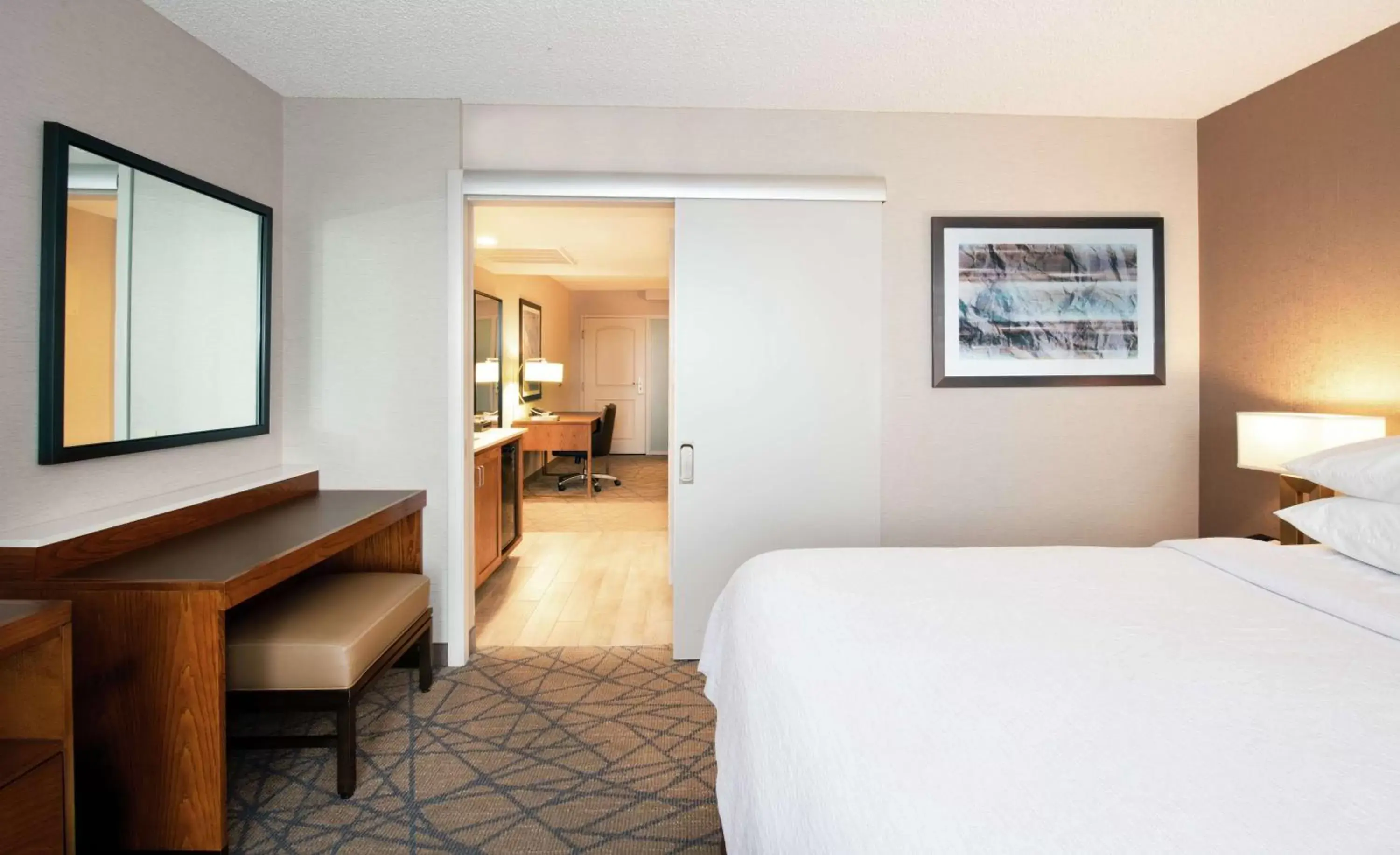 Bedroom, Bed in Embassy Suites by Hilton Colorado Springs