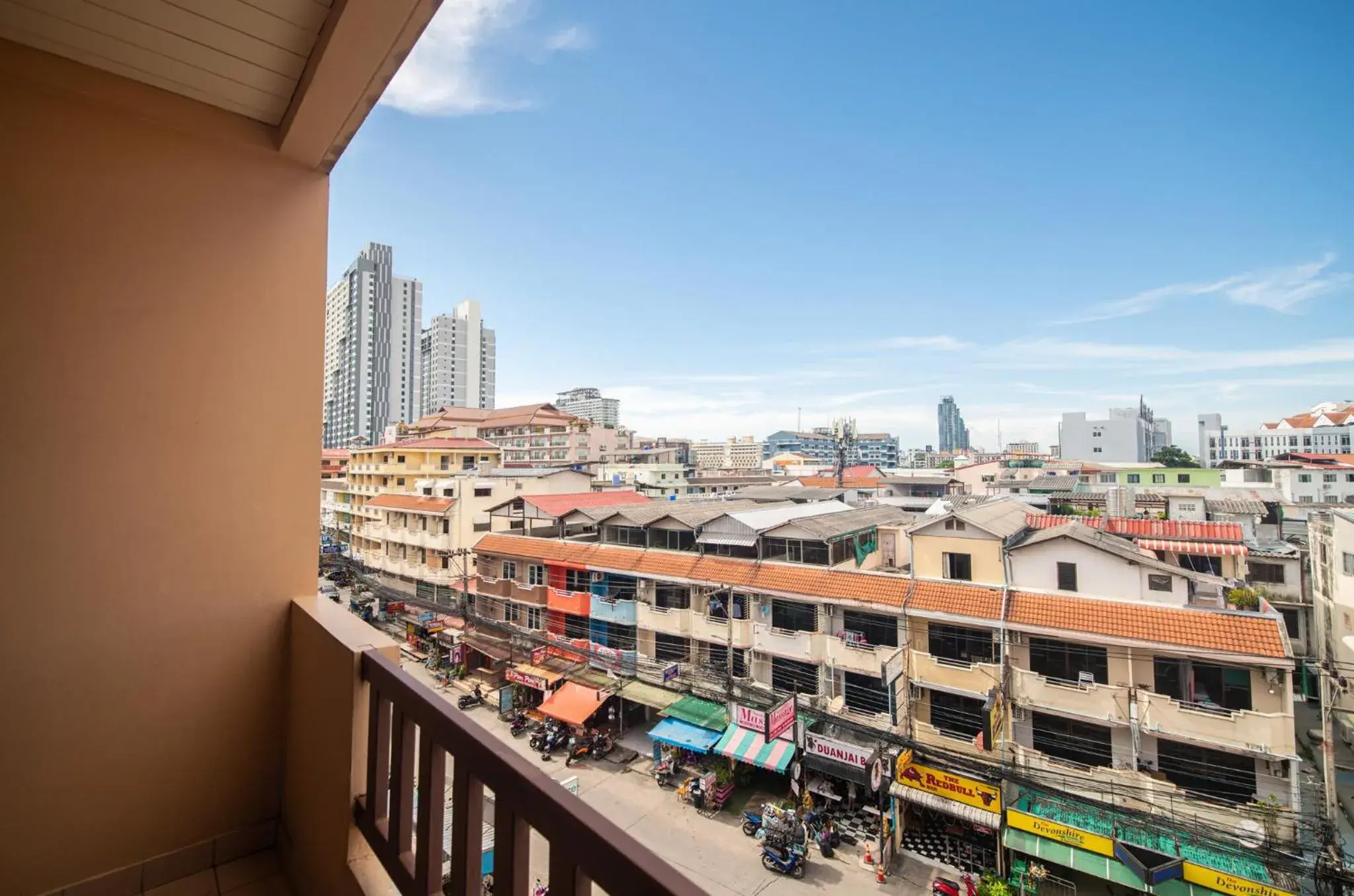 Neighbourhood in Opey De Place Pattaya