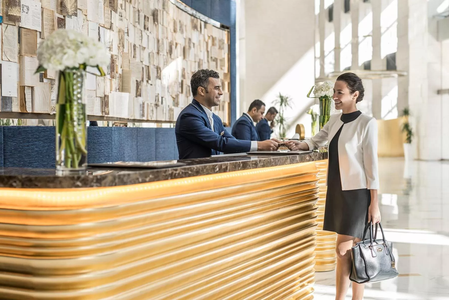 Lobby or reception in Shangri-La Dubai