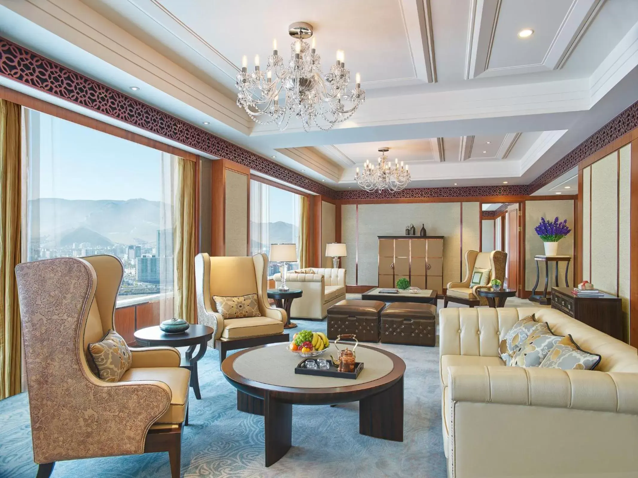 Living room in Shangri-La Ulaanbaatar Living room in Shangri-La Ulaanbaatar
