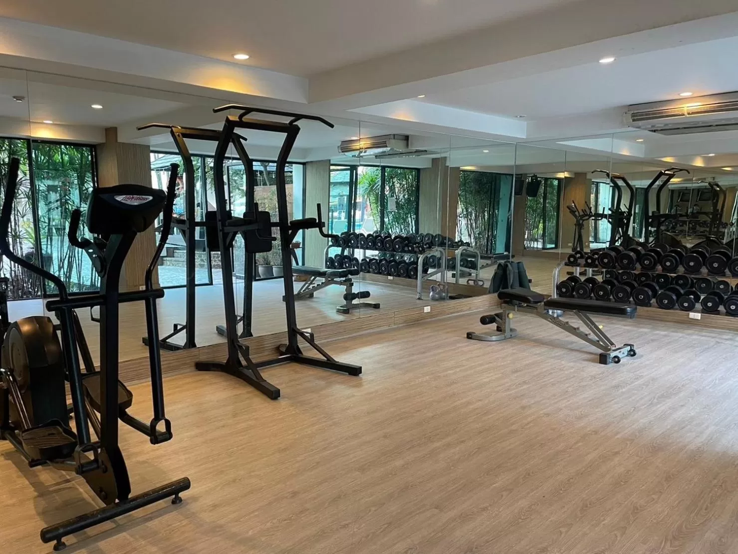 Fitness centre/facilities in Cosy Beach Hotel - SHA Extra Plus