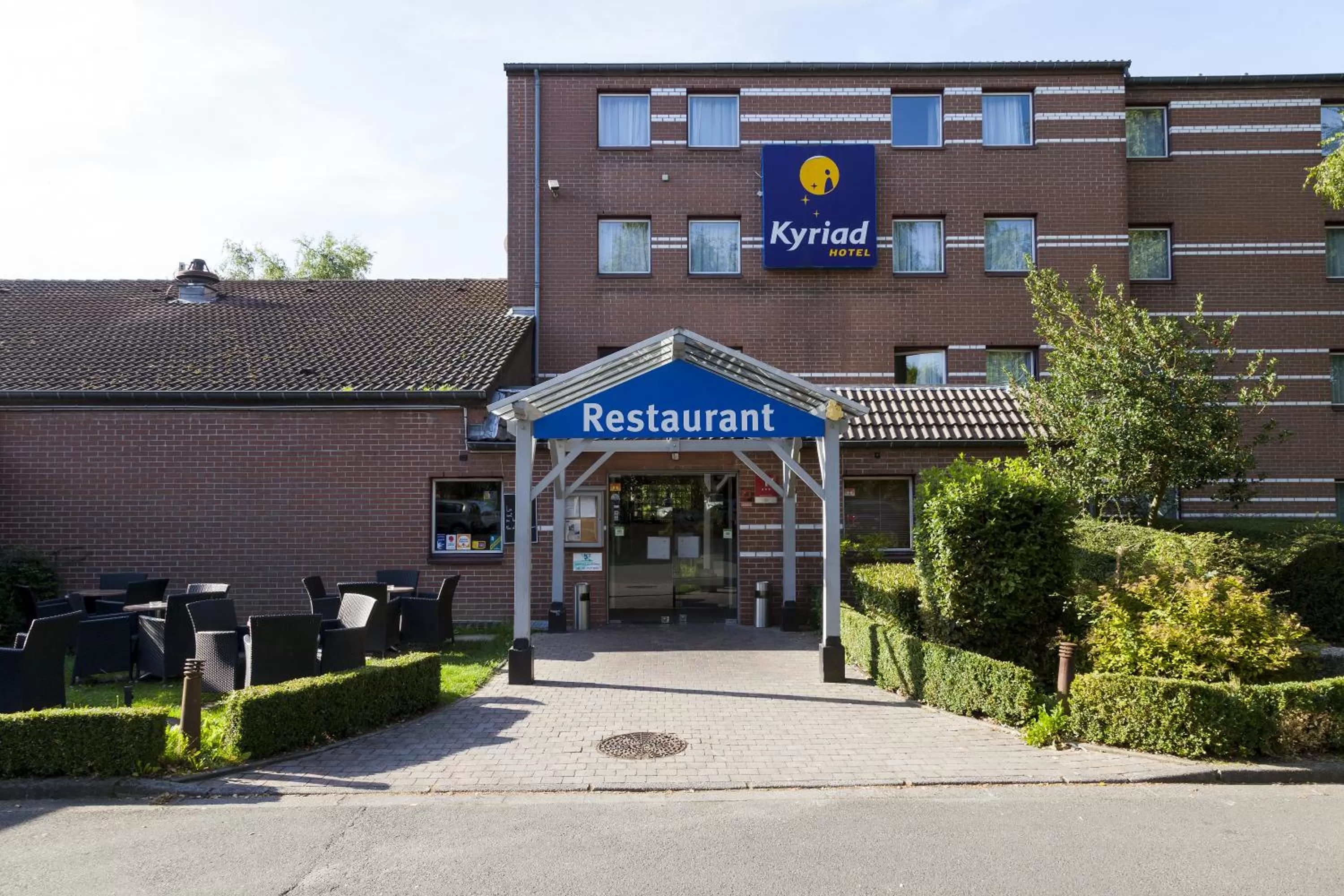 Property building in Kyriad Lille Est - Villeneuve d'Ascq