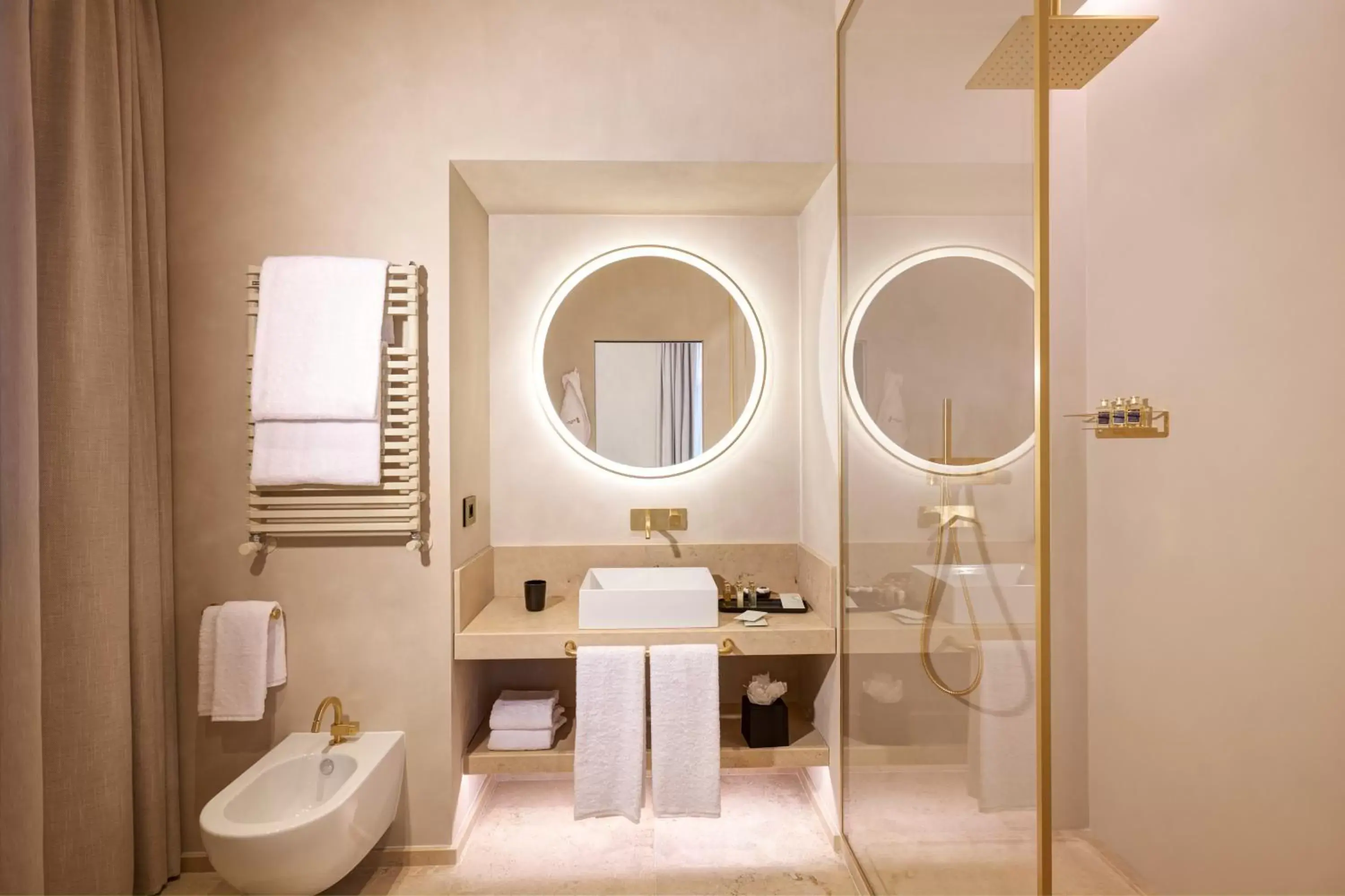 Bathroom in Borghese Contemporary Hotel