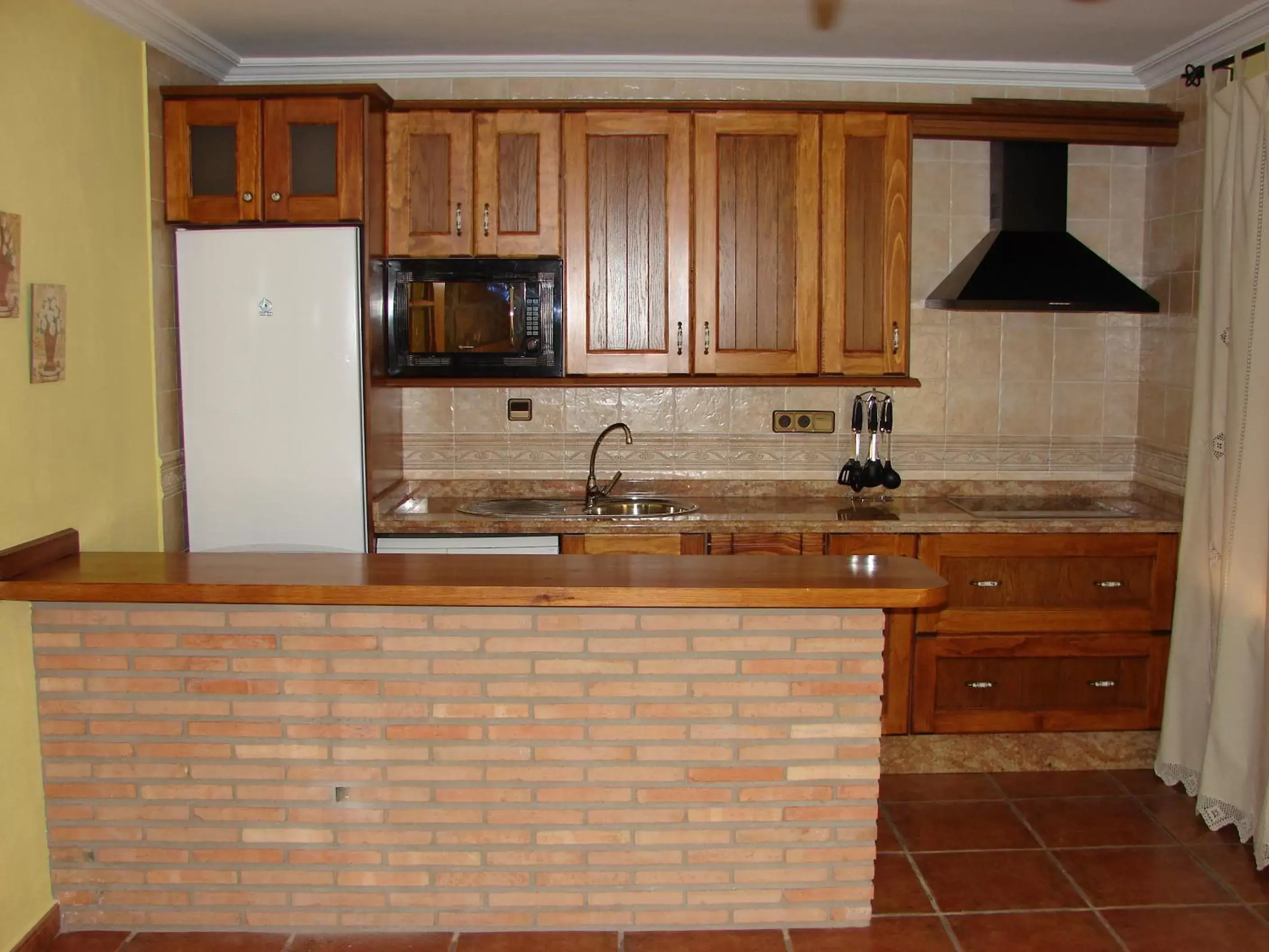 Kitchen or kitchenette, Kitchen/Kitchenette in Apartamentos Sierra de Segura