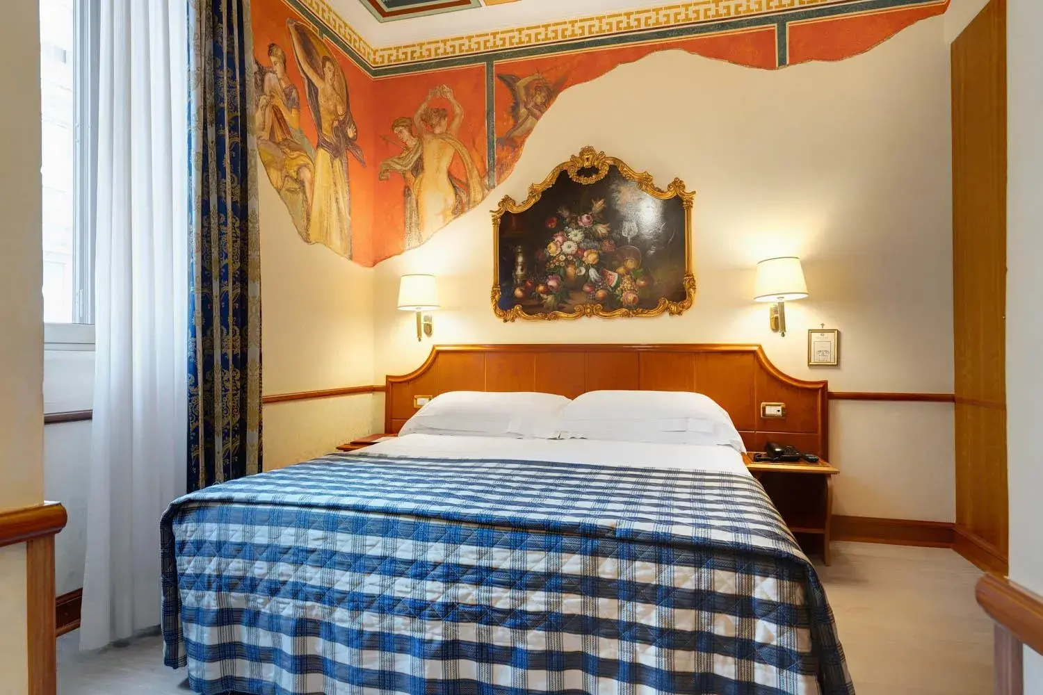 Bedroom in Hotel Amalfi