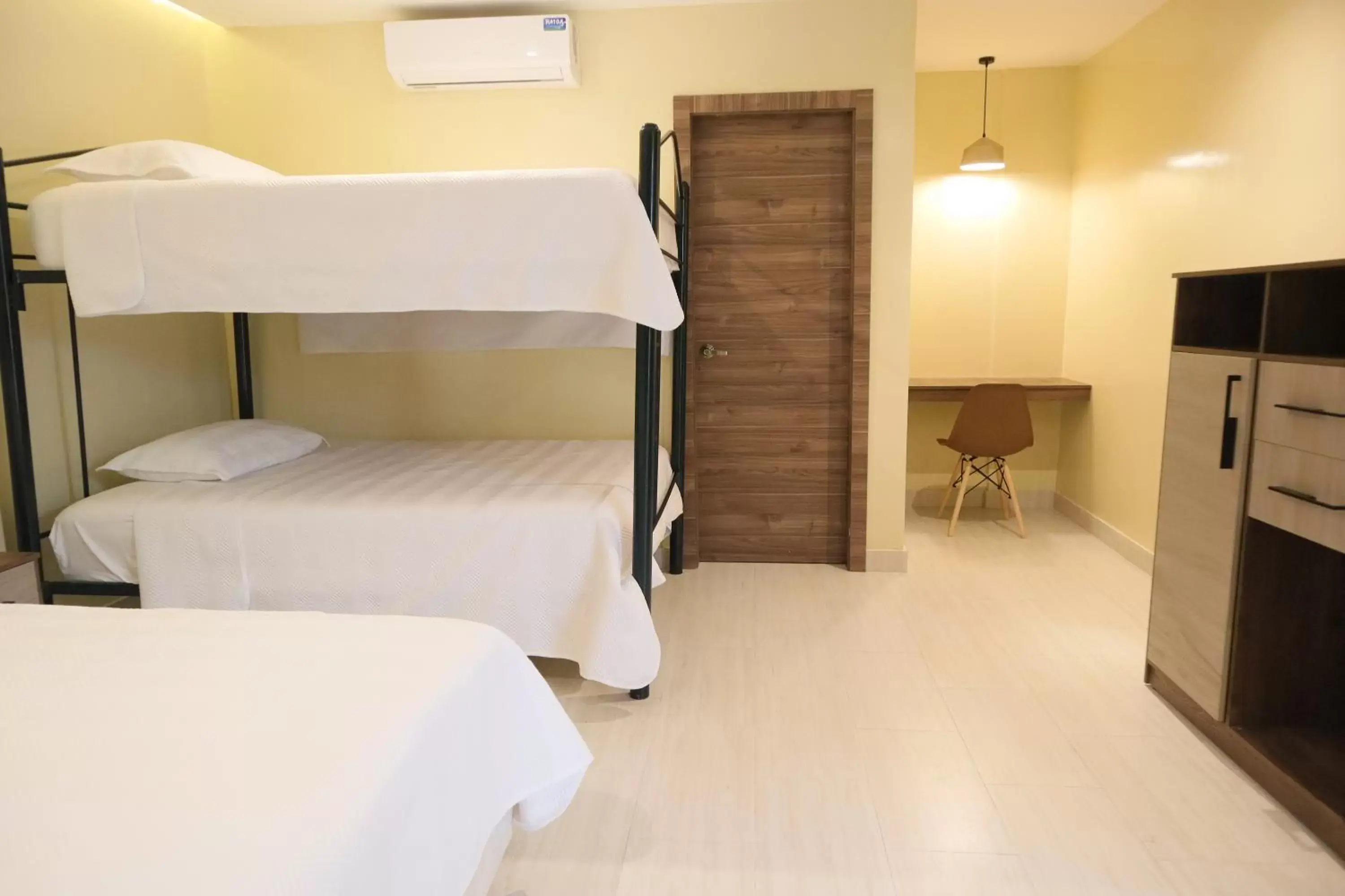 Triple Room in Hotel Sada Triple Room in Hotel Sada