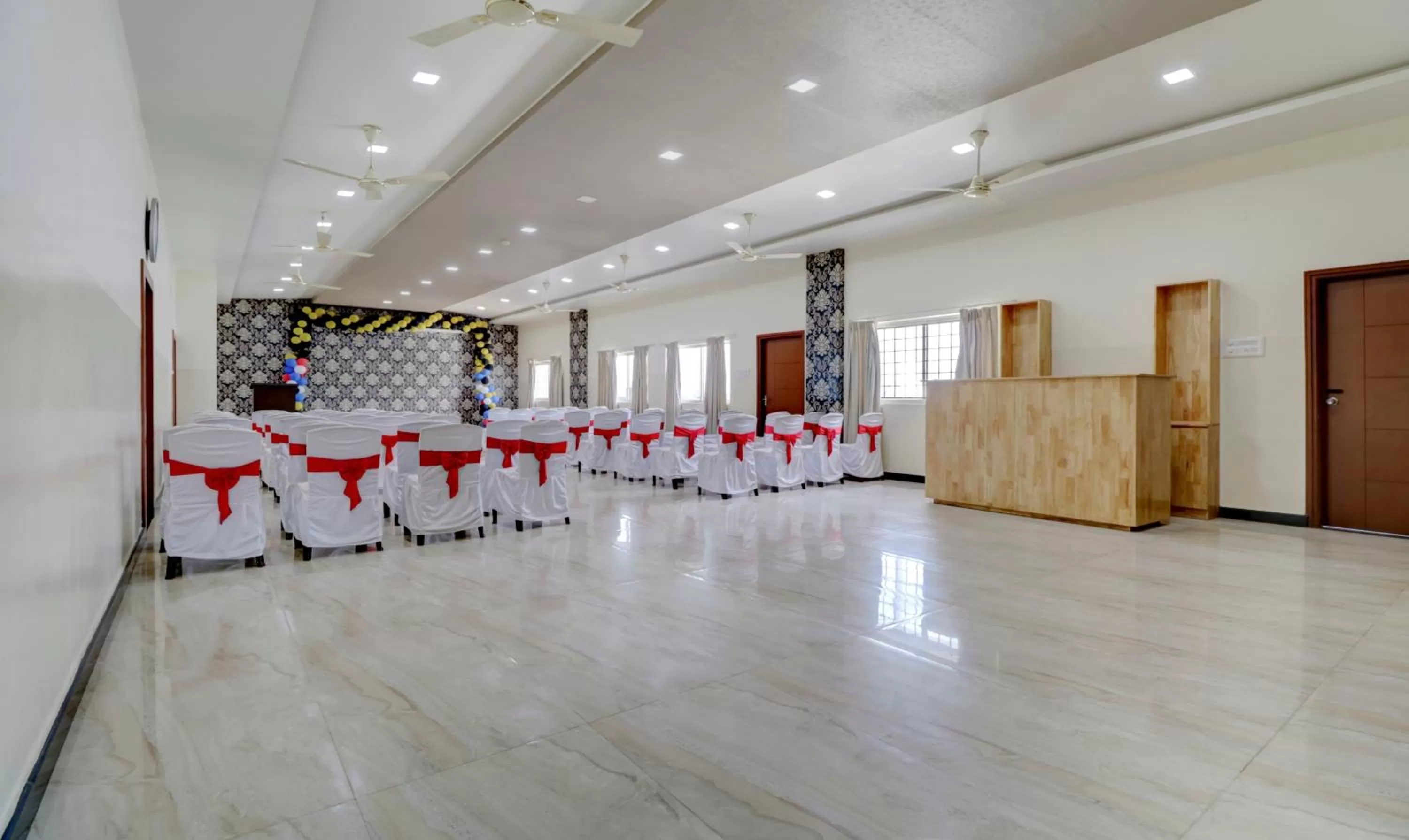 Banquet/Function facilities, Banquet Facilities in Treebo Trend Orchid MG Road