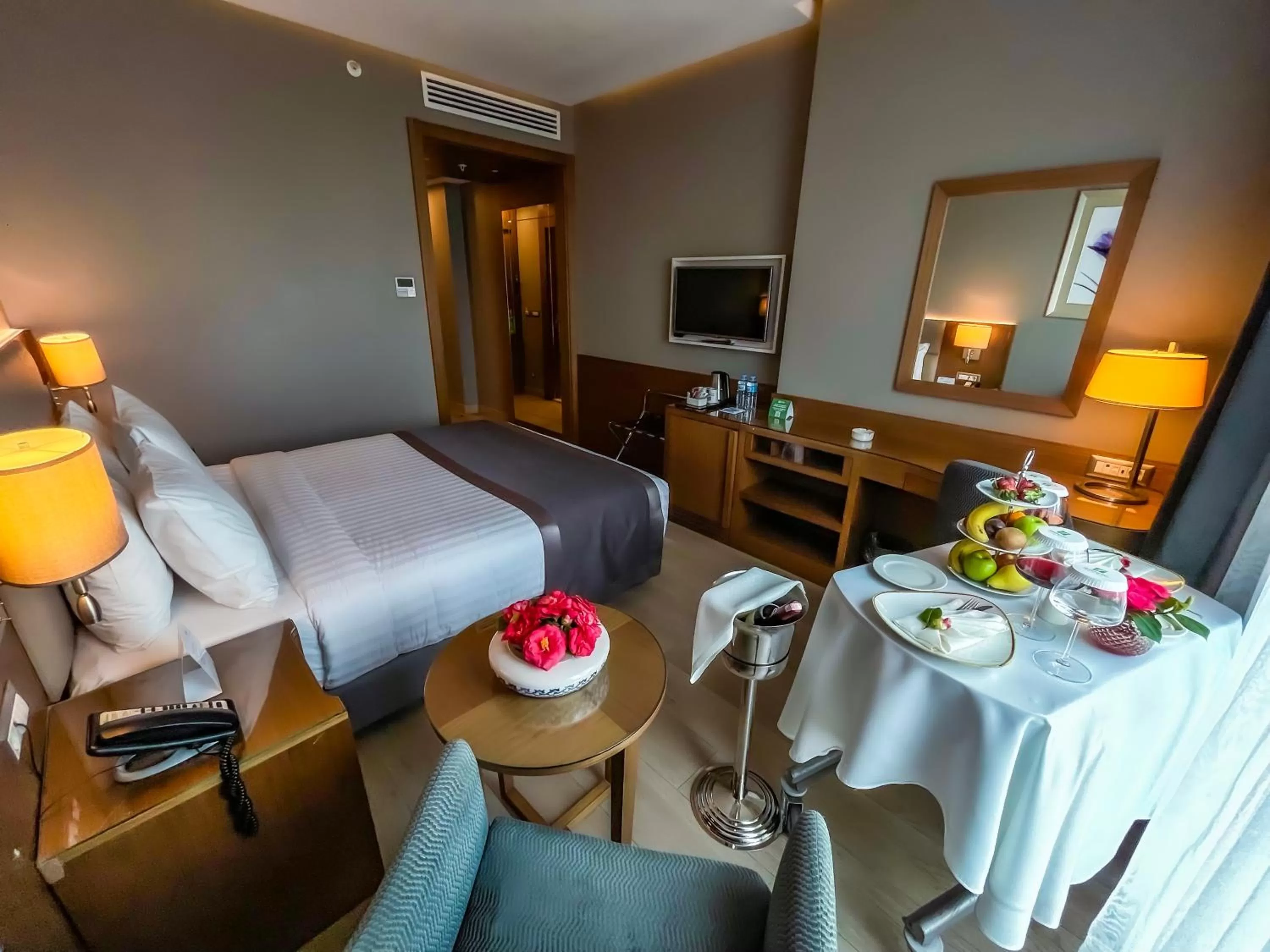 Massage, Bed in Holiday Inn Bursa - City Centre by IHG