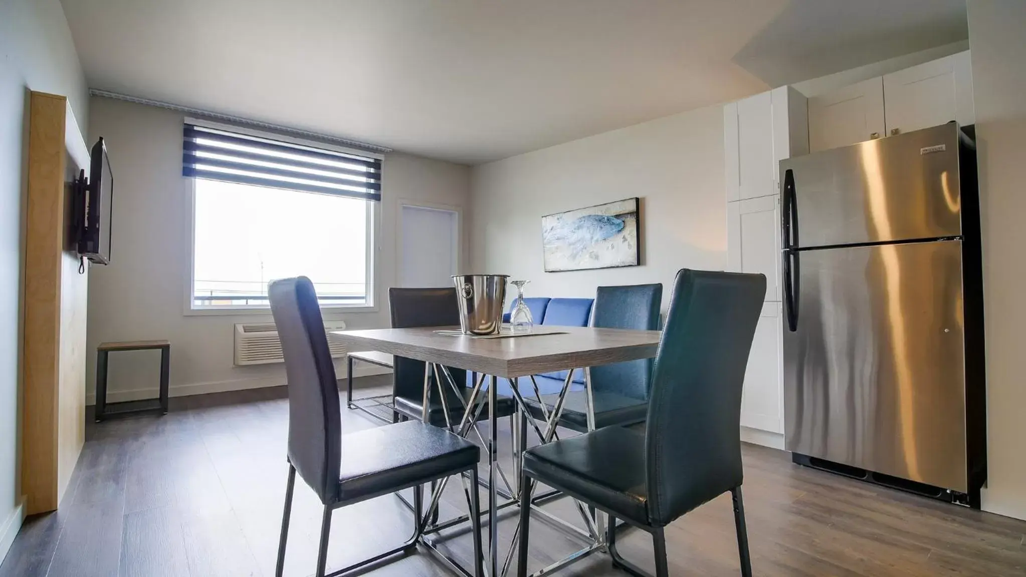 Dining Area in Hostellerie Baie Bleue