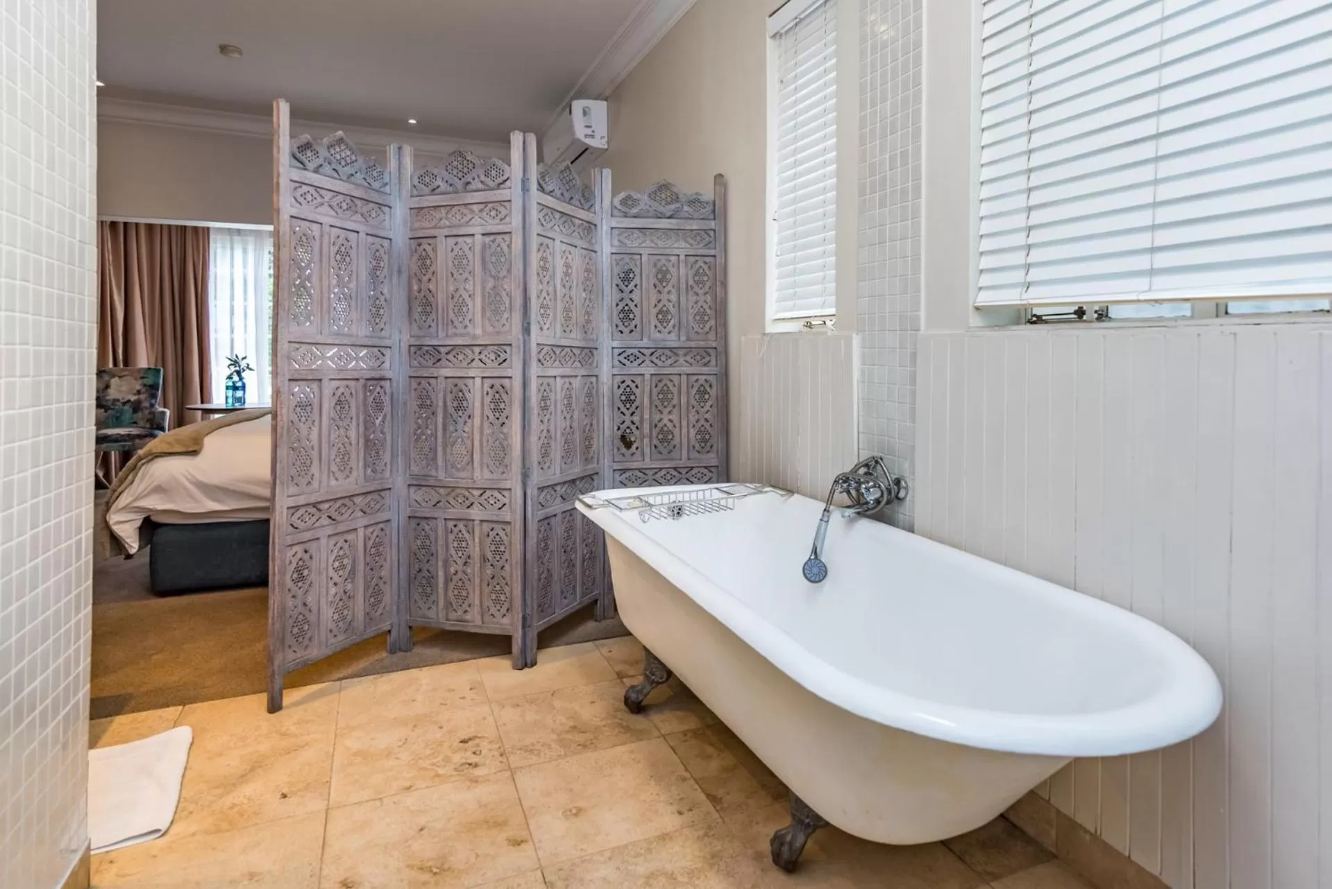 Bath in Clico Boutique Hotel