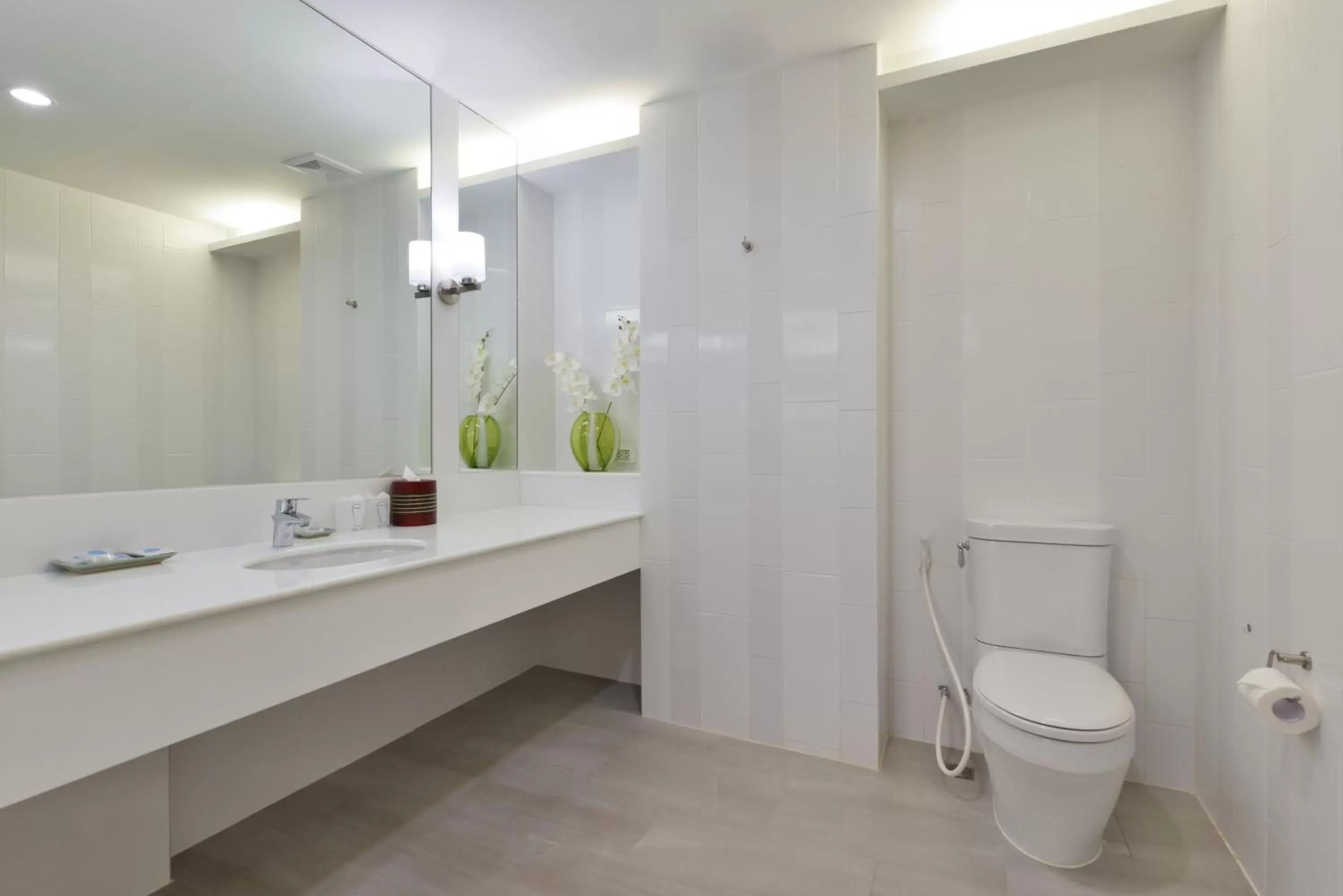 Bathroom in Hisea Huahin Hotel - SHA Extra Plus