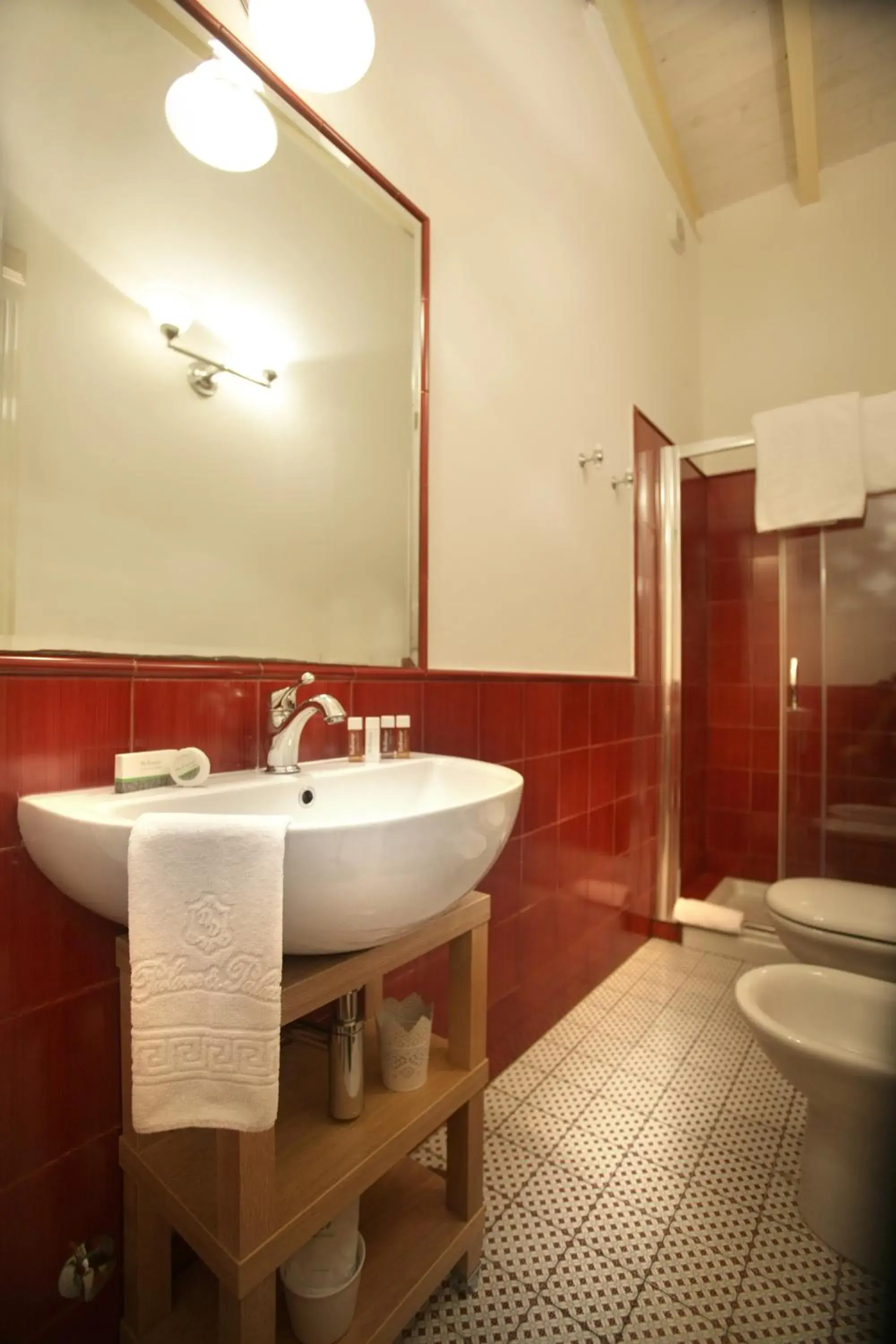 Bathroom in Relais Corte Palmieri & Il Chiostro - Residenza d'epoca